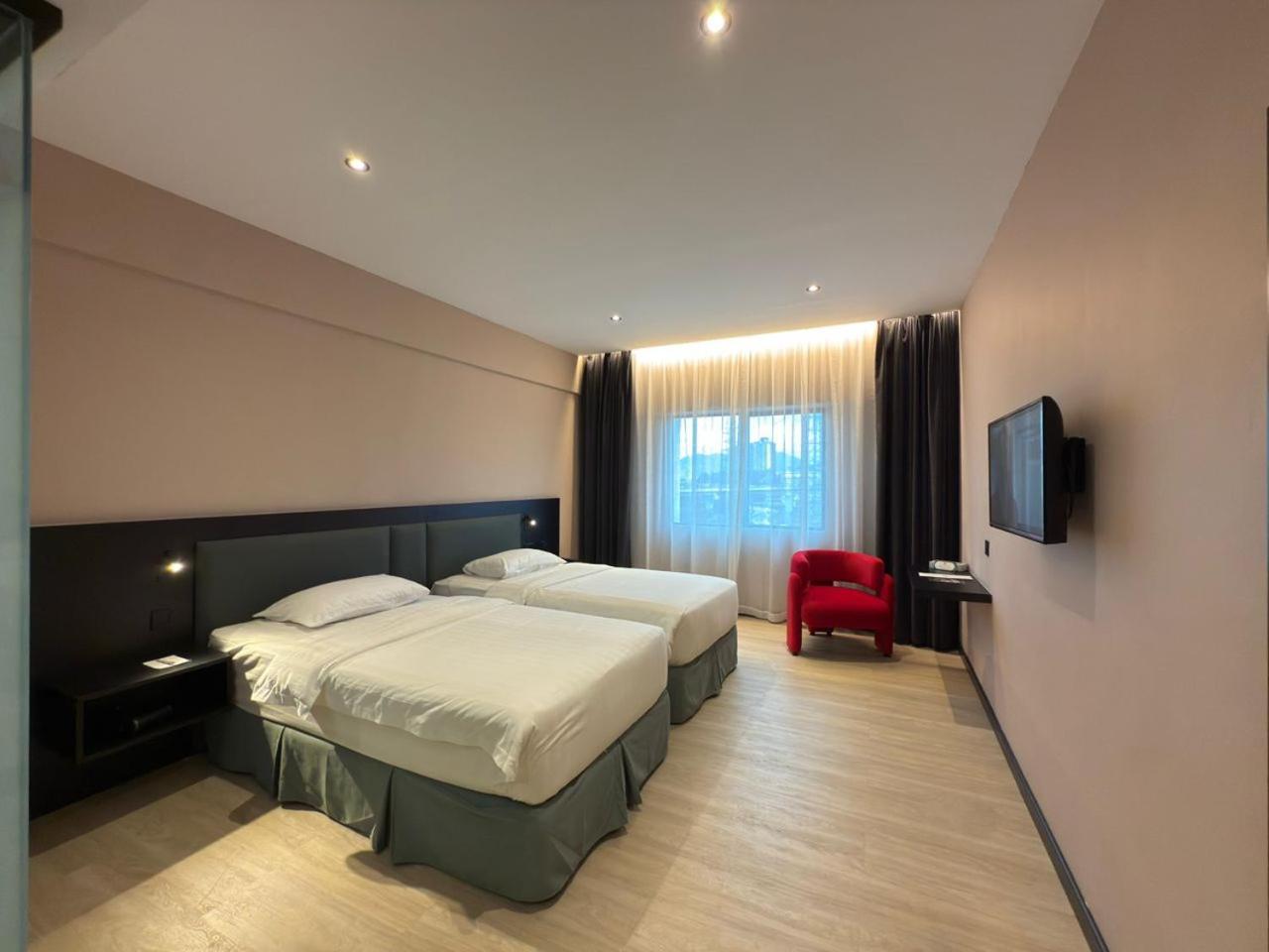 Ruby Twin Newly Renovated