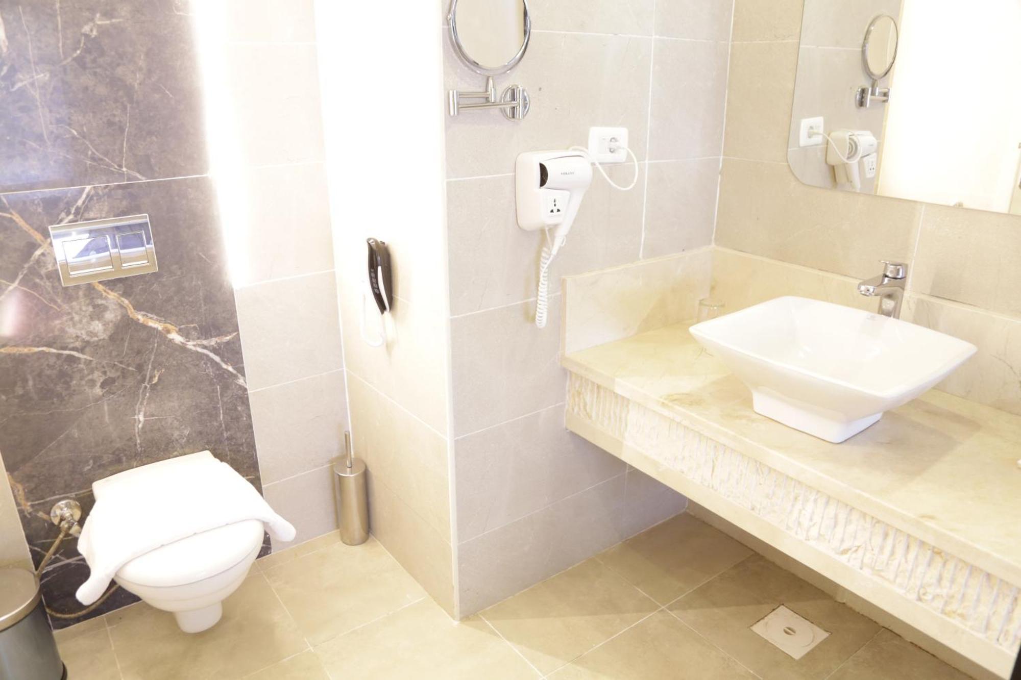 Deluxe Family Suite,1717100282:JPEG