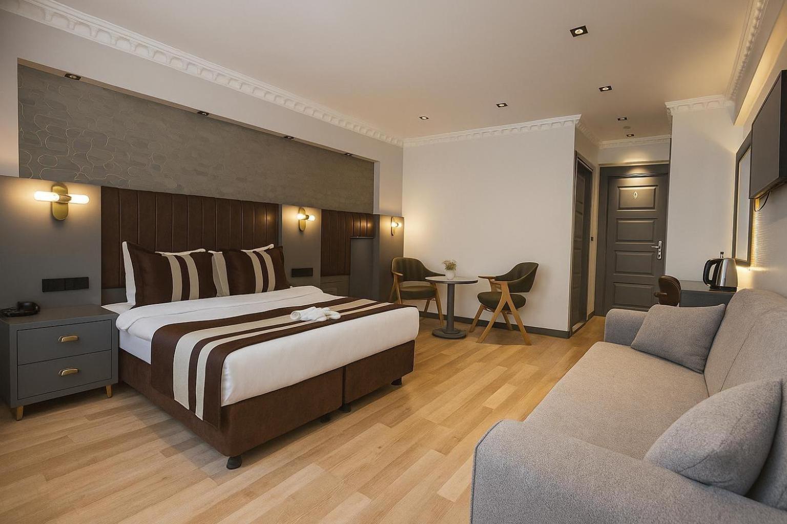 Standard King Room