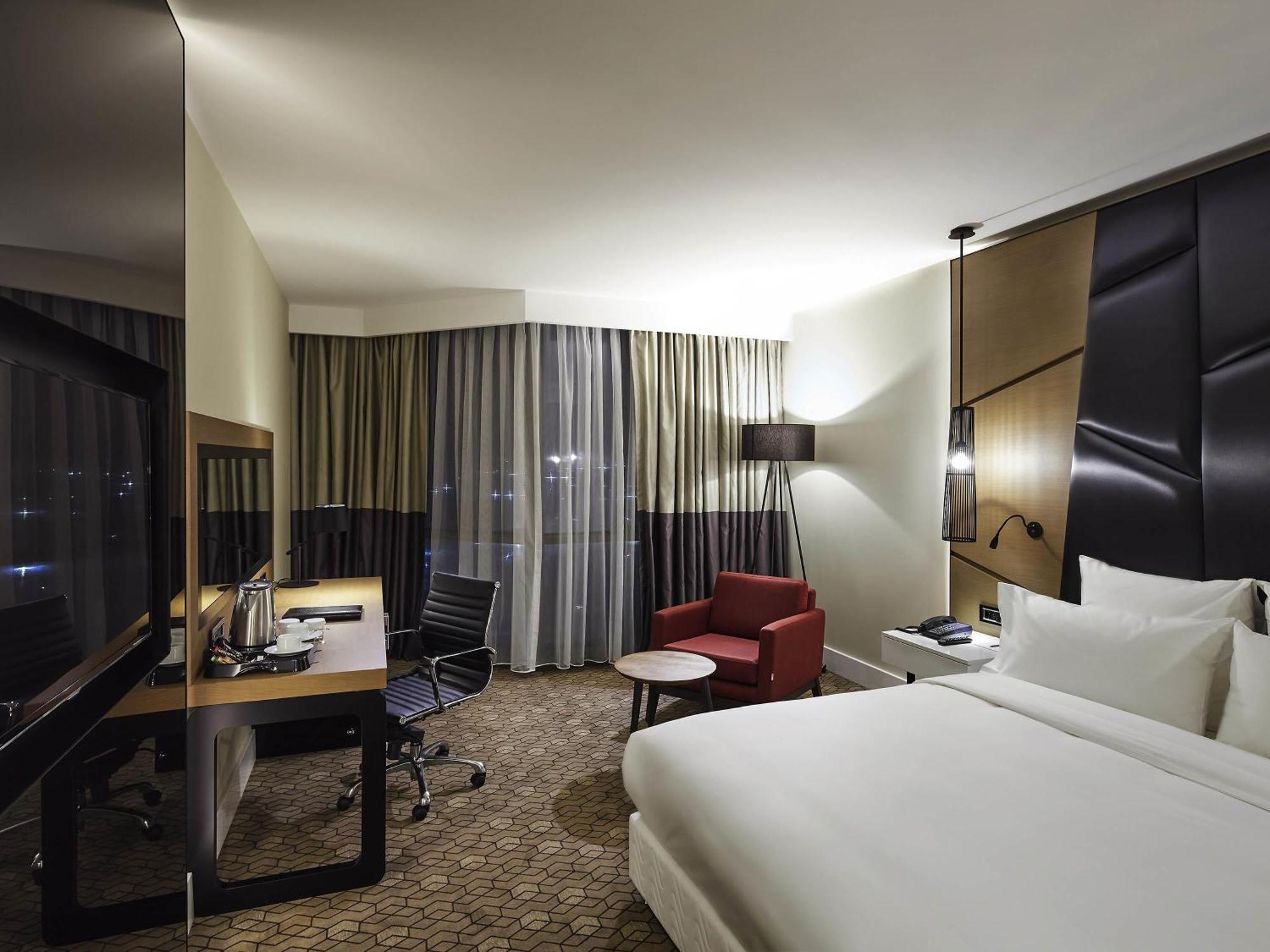 Superior Room King Bed City View,1731462463:JPEG