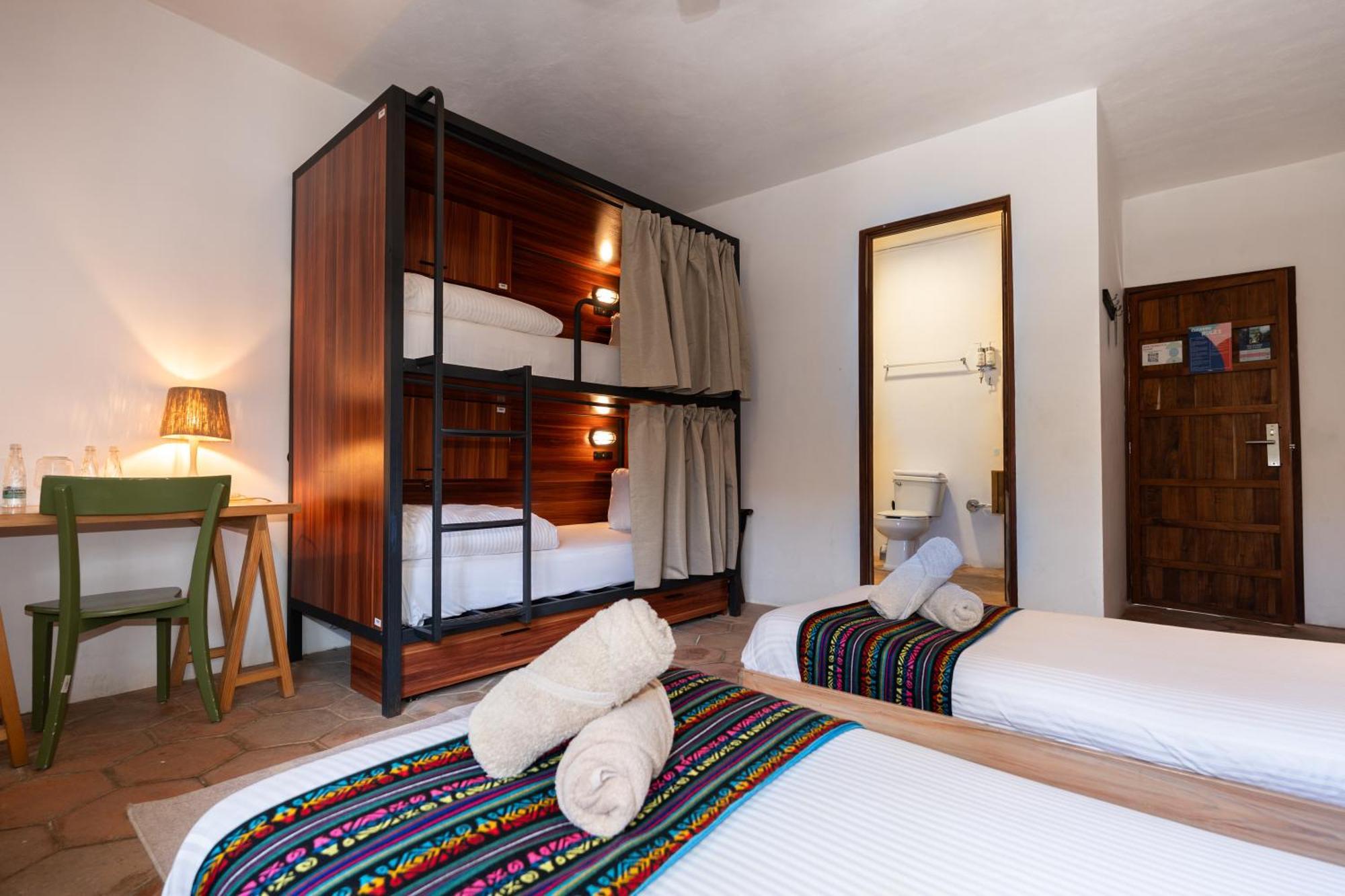 Standard Room (Quad), Private Bathroom