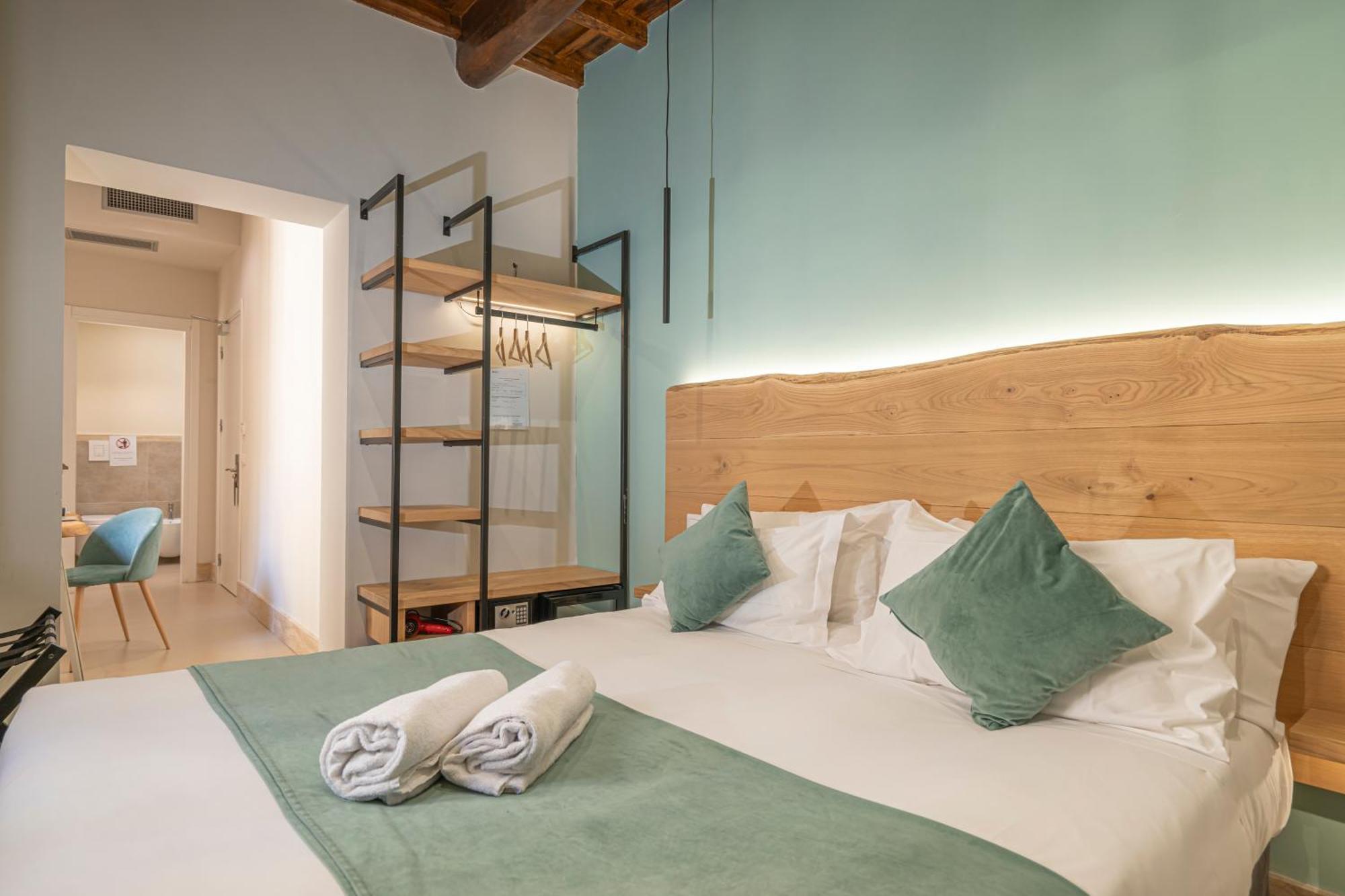 Classic Quadruple Room,1717184076:JPEG