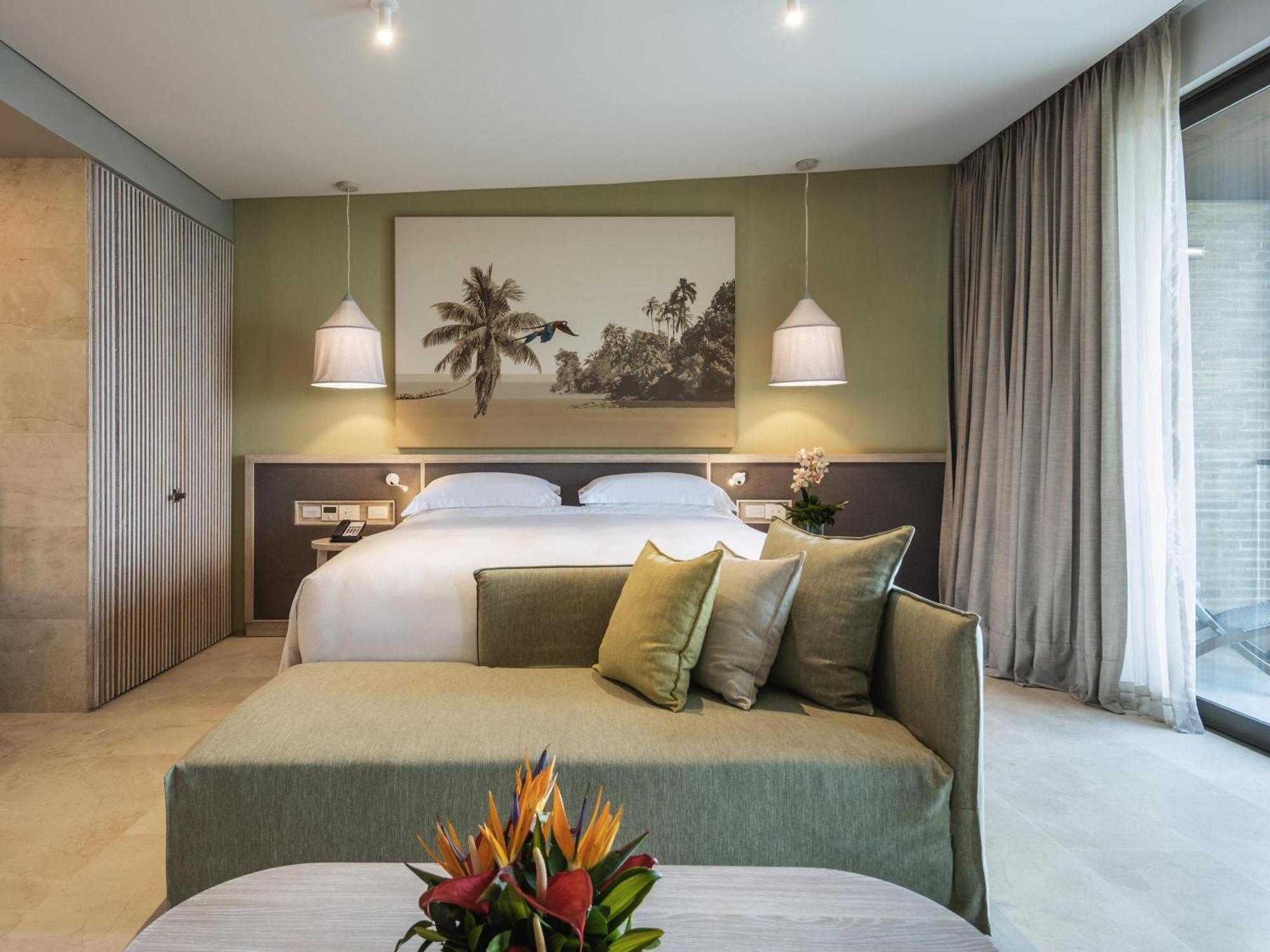 Suite Junior - 1 cama extragrande - Frente a la playa