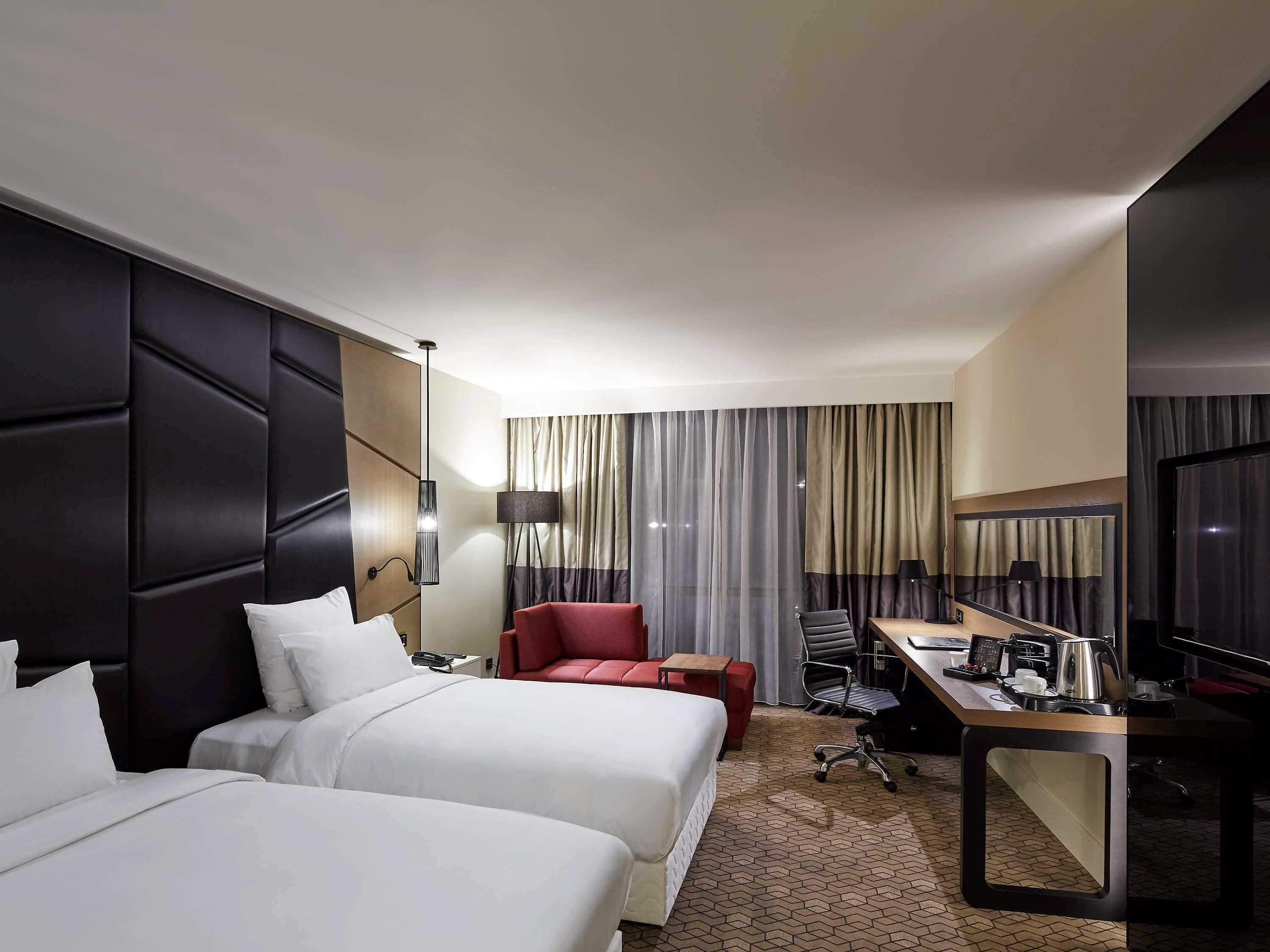 Superior Room Twin Bed City View