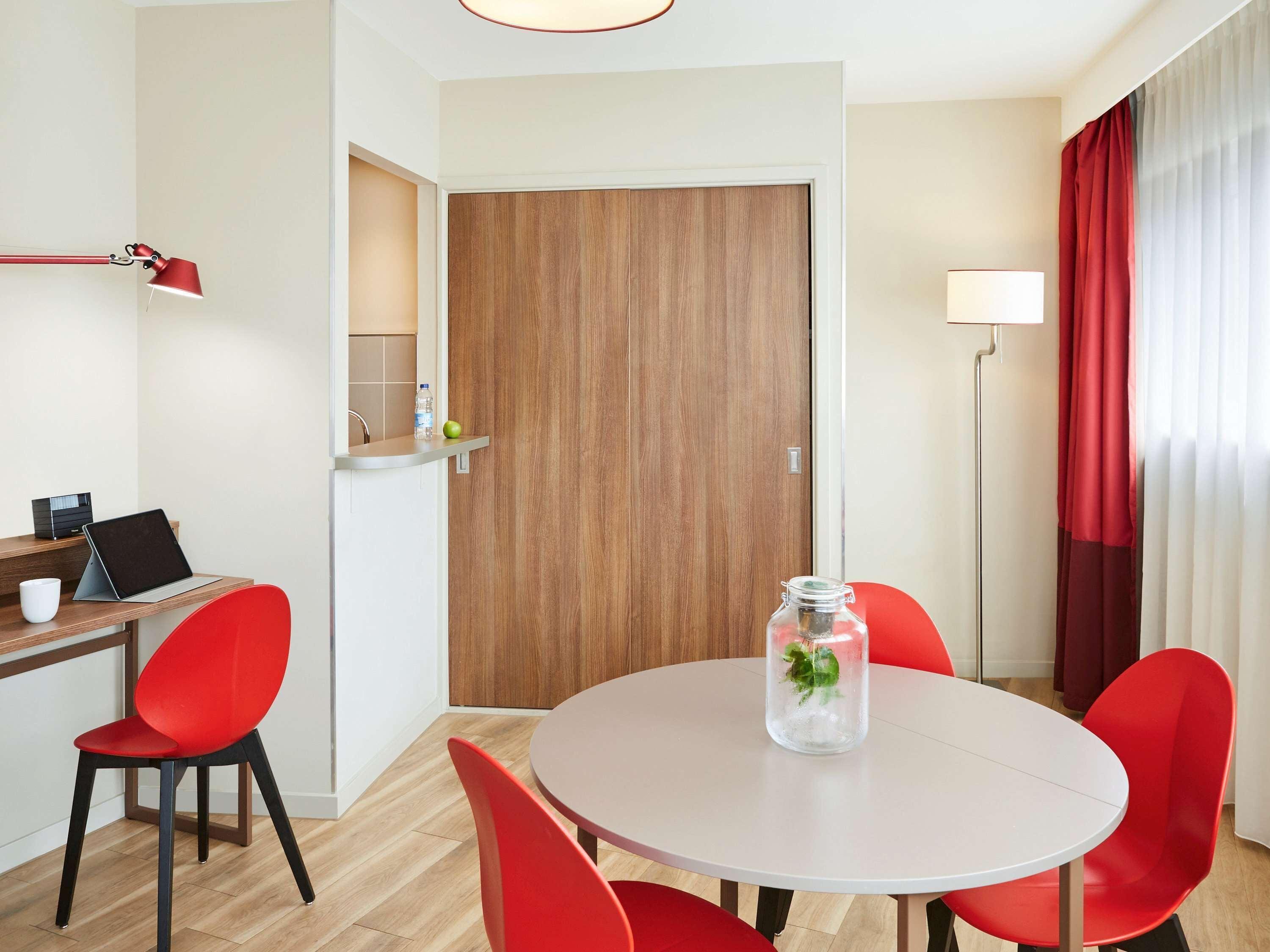 Large Superior One-Bedroom Apartment