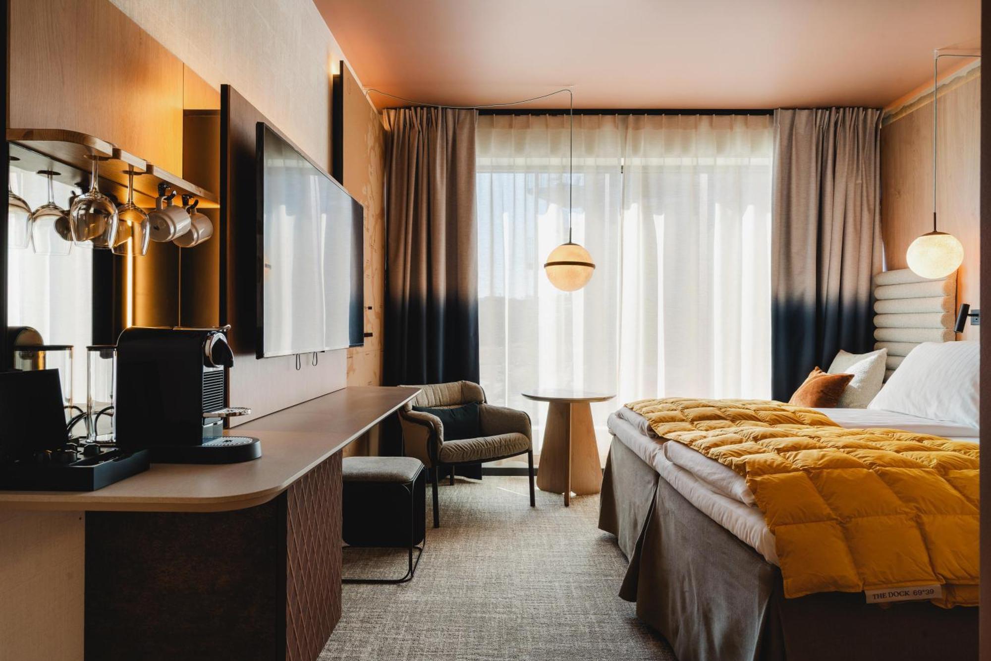 Superior King Room