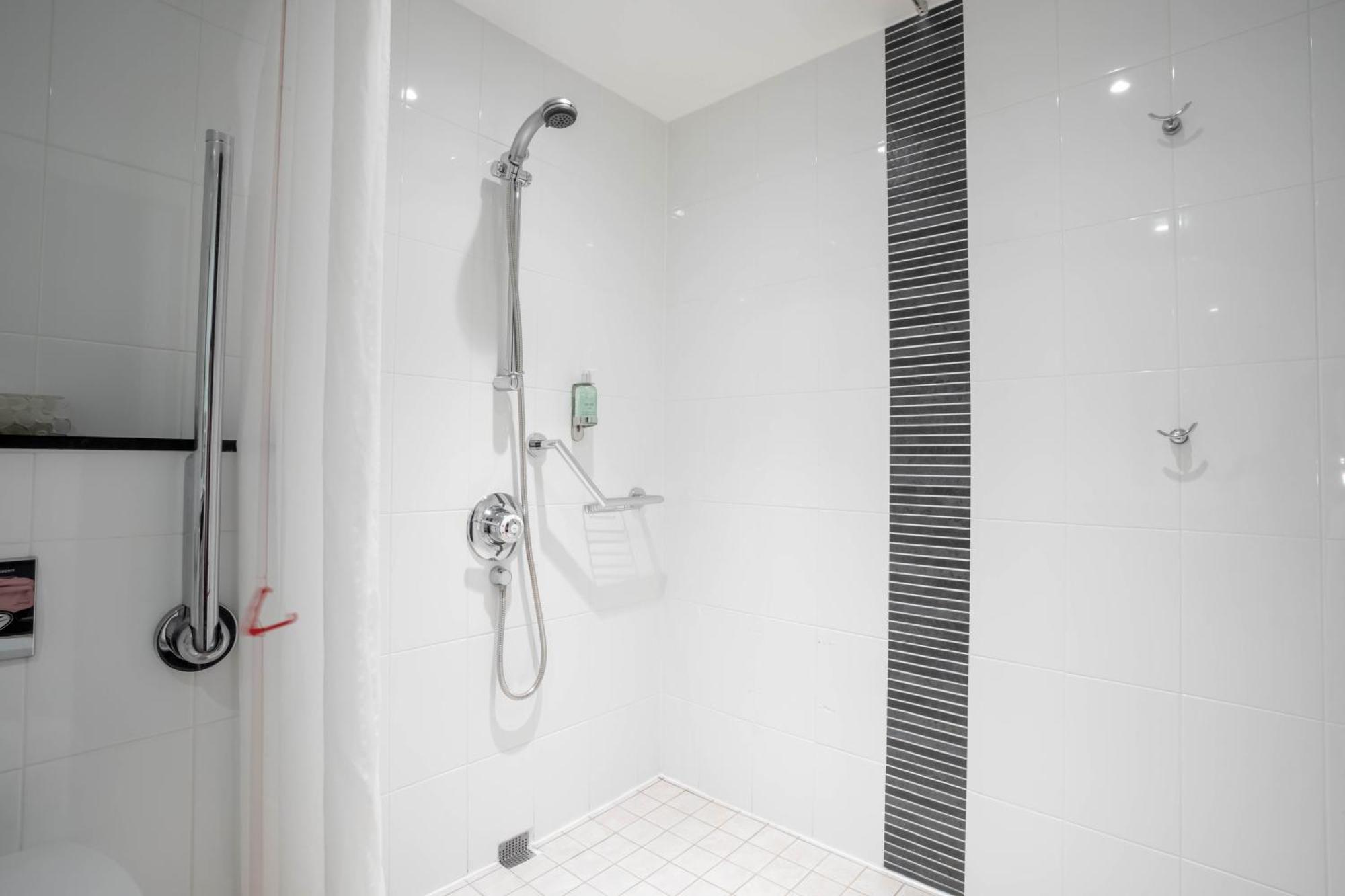 Standard Double Room Disability Access
