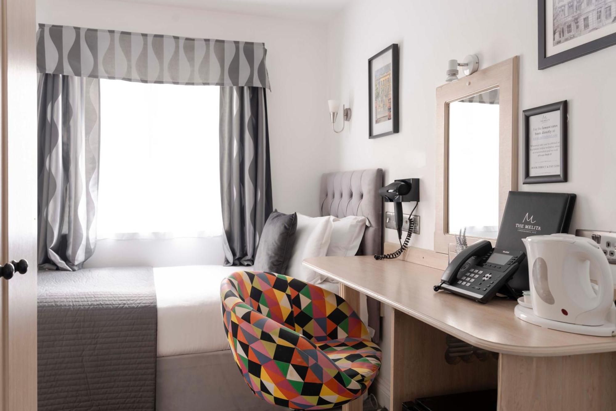 Classic Single Room