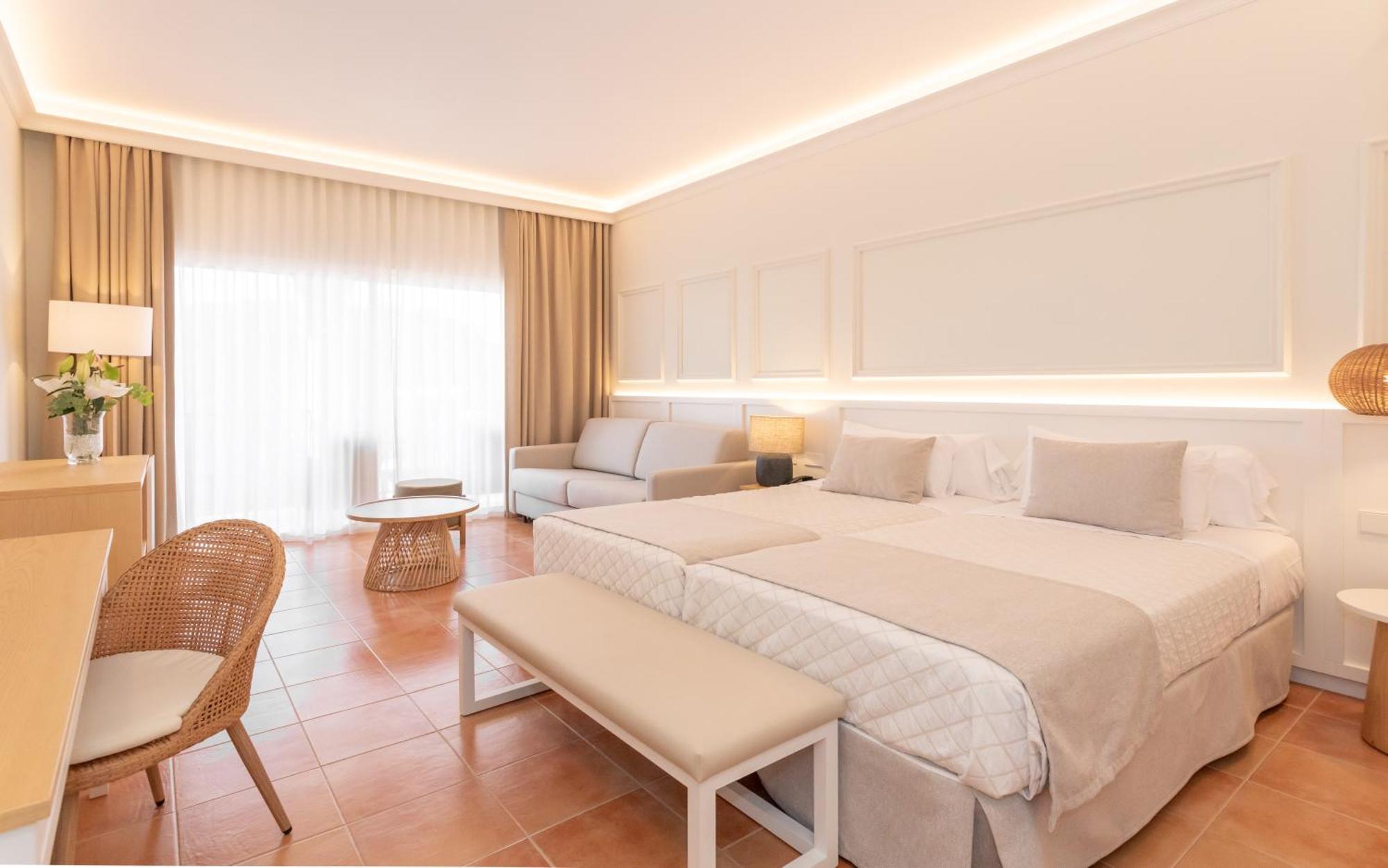 Quadruple Room Sea View