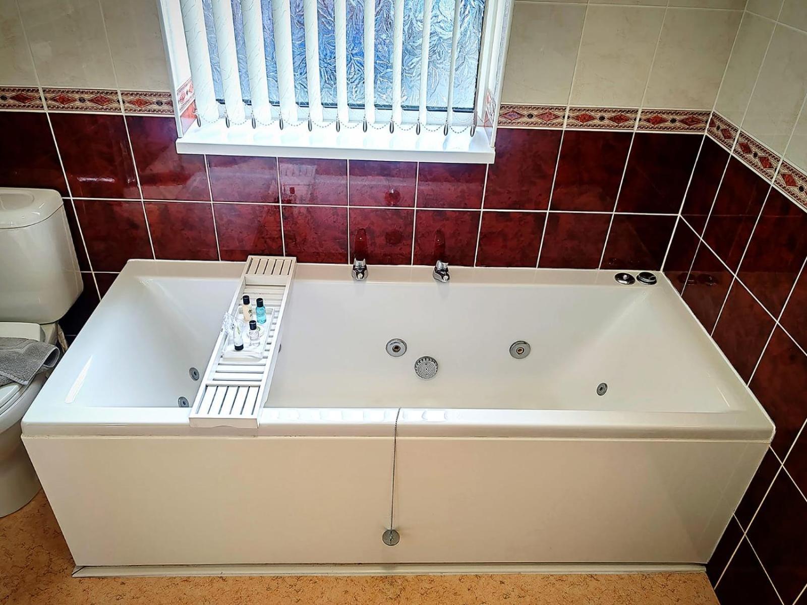 King Room Spa Bath
