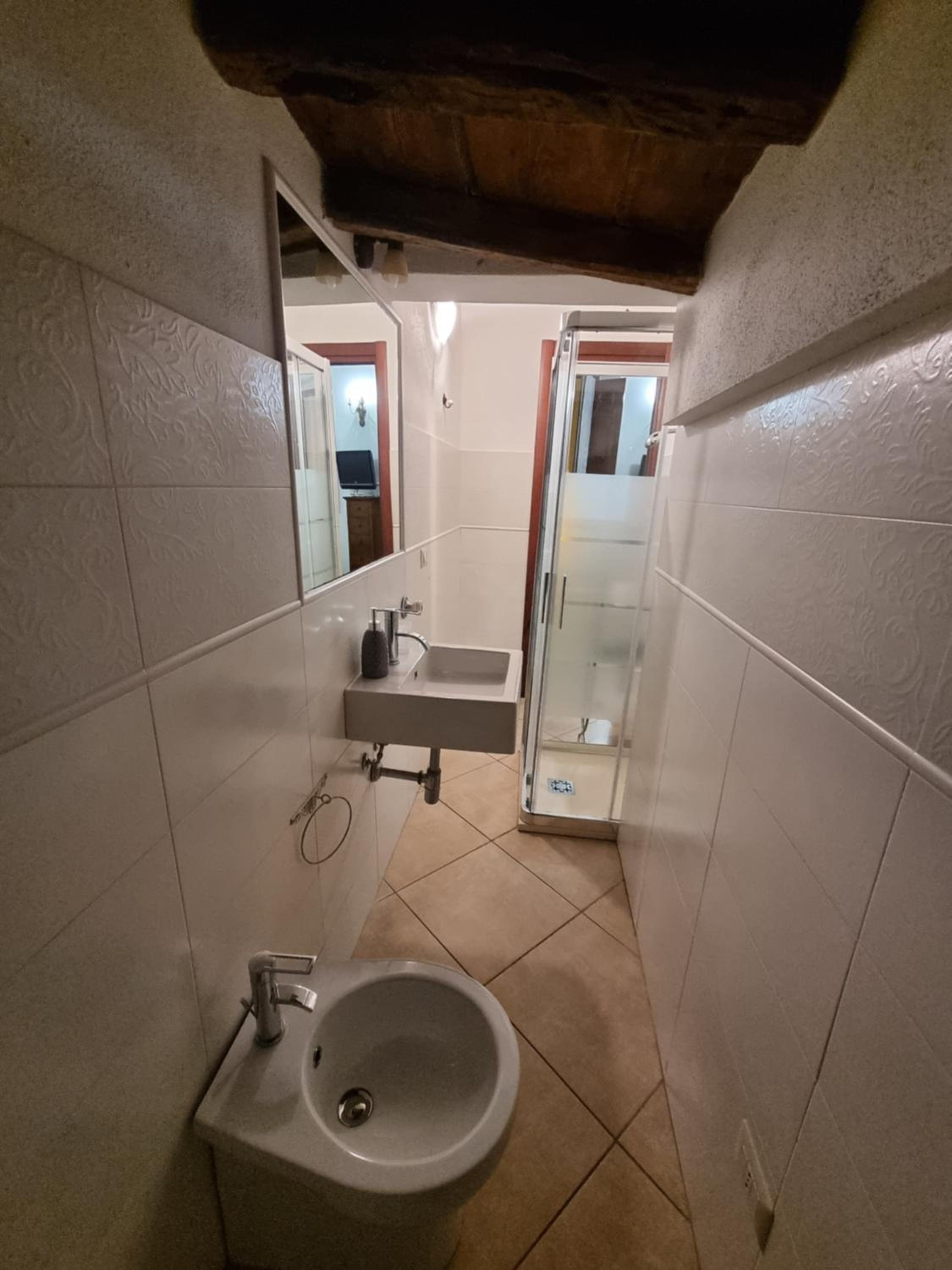 Double or Twin Room Private Bathroom