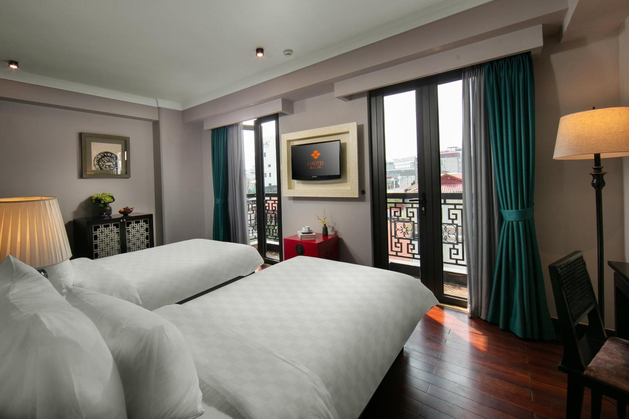 Junior Suite Double Balcony – Minibar