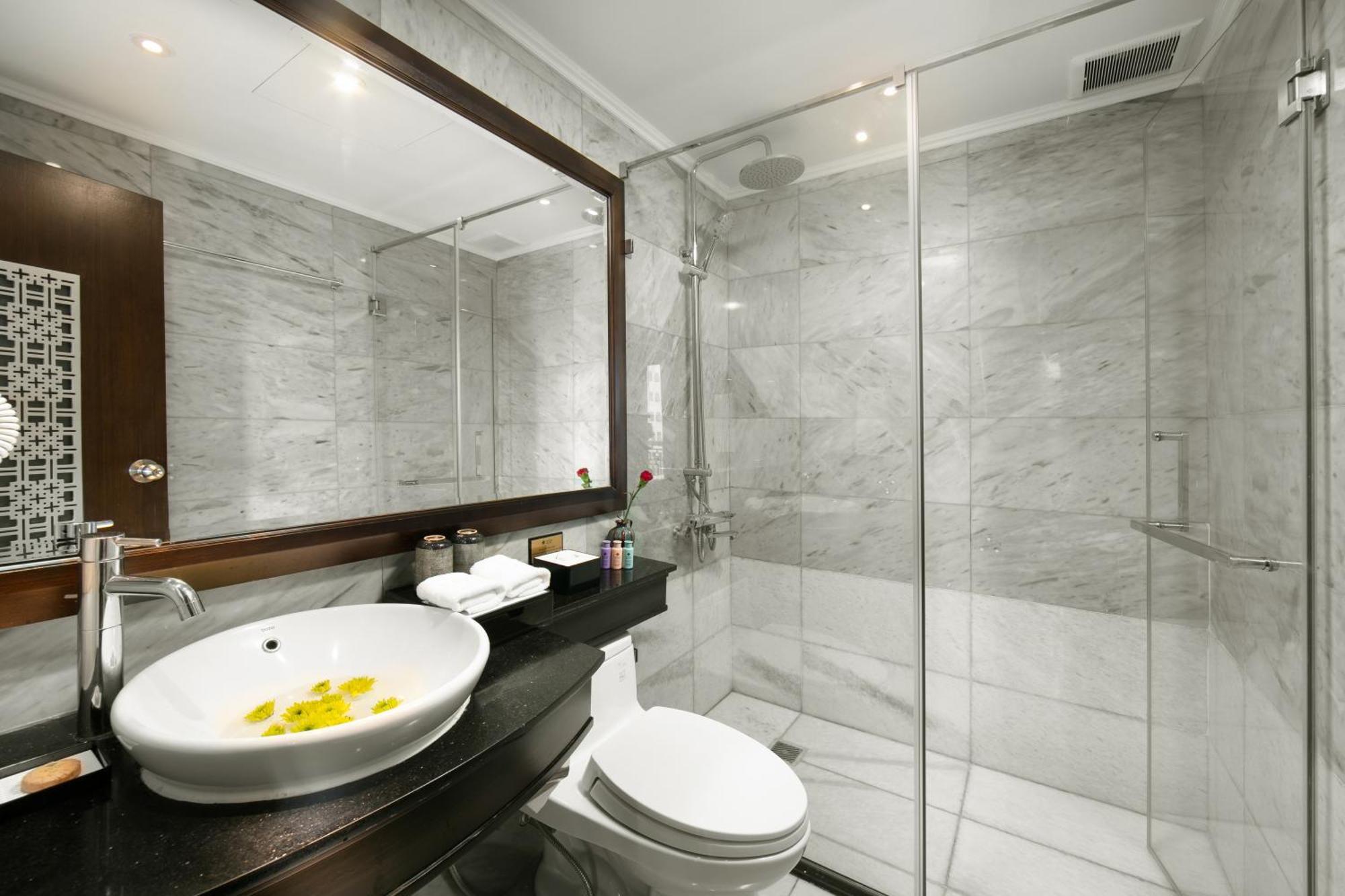 Junior Suite Double Balcony – Minibar