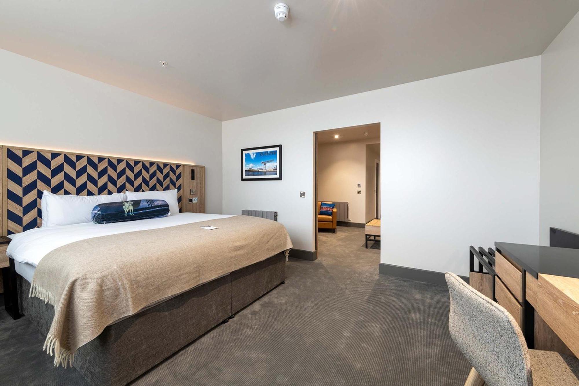 Executive Suite, 1 Super King Bed, Sofa Bed, Kitchenette,1724823598:JPEG