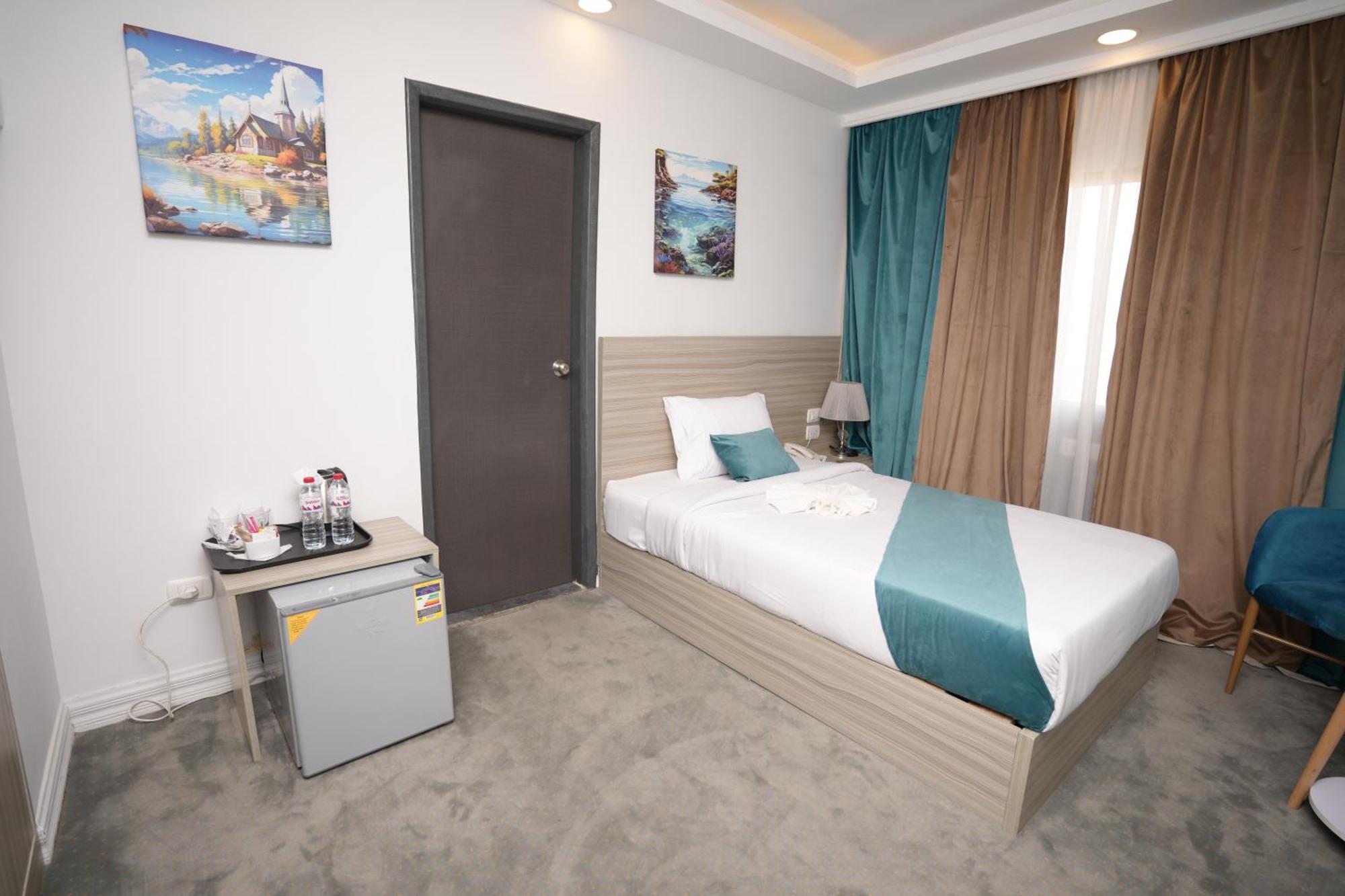 Single Room