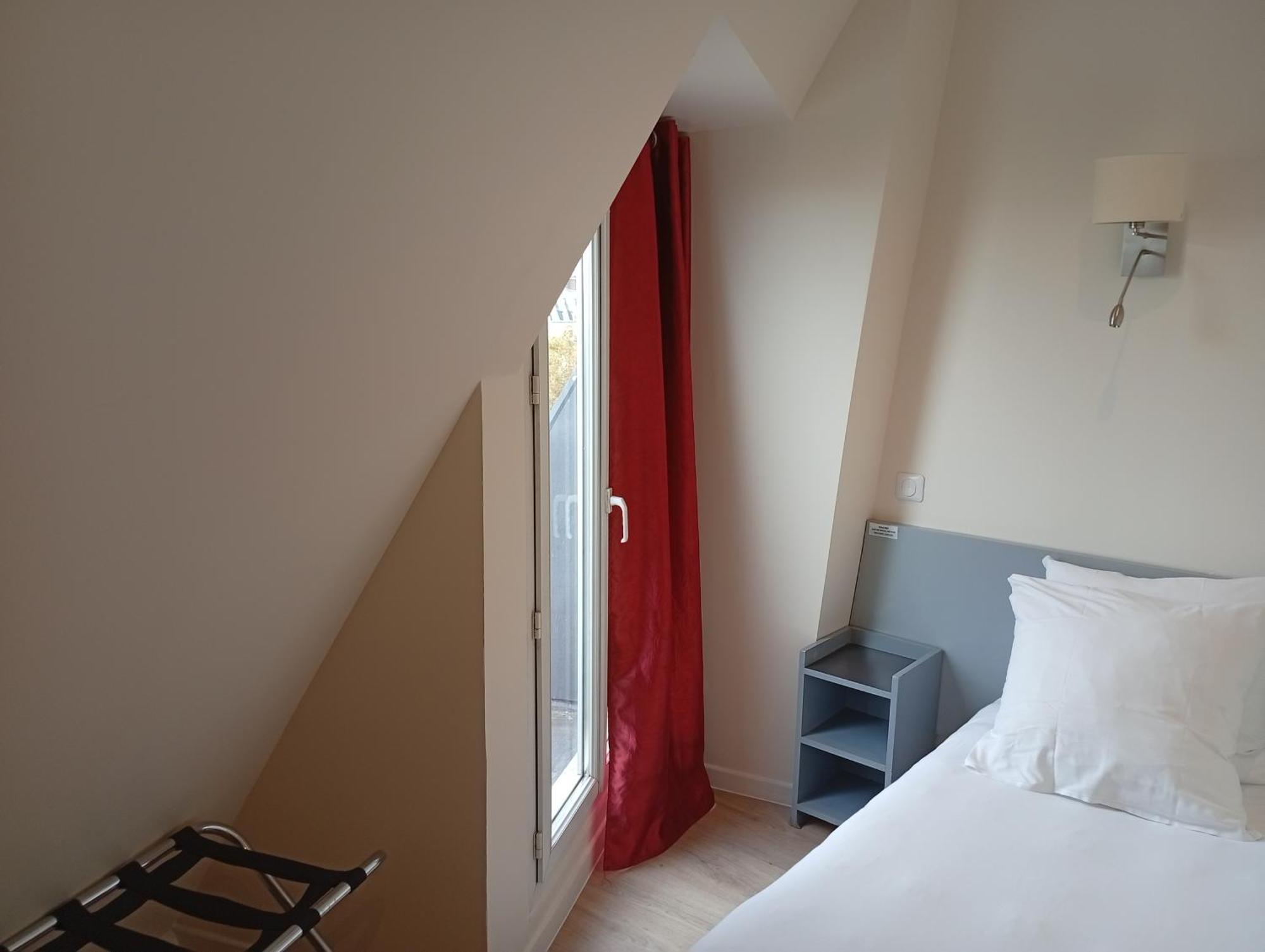 Small Single Room