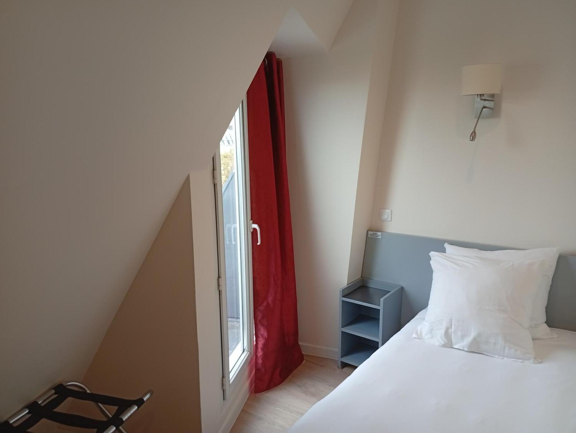 Small Single Room