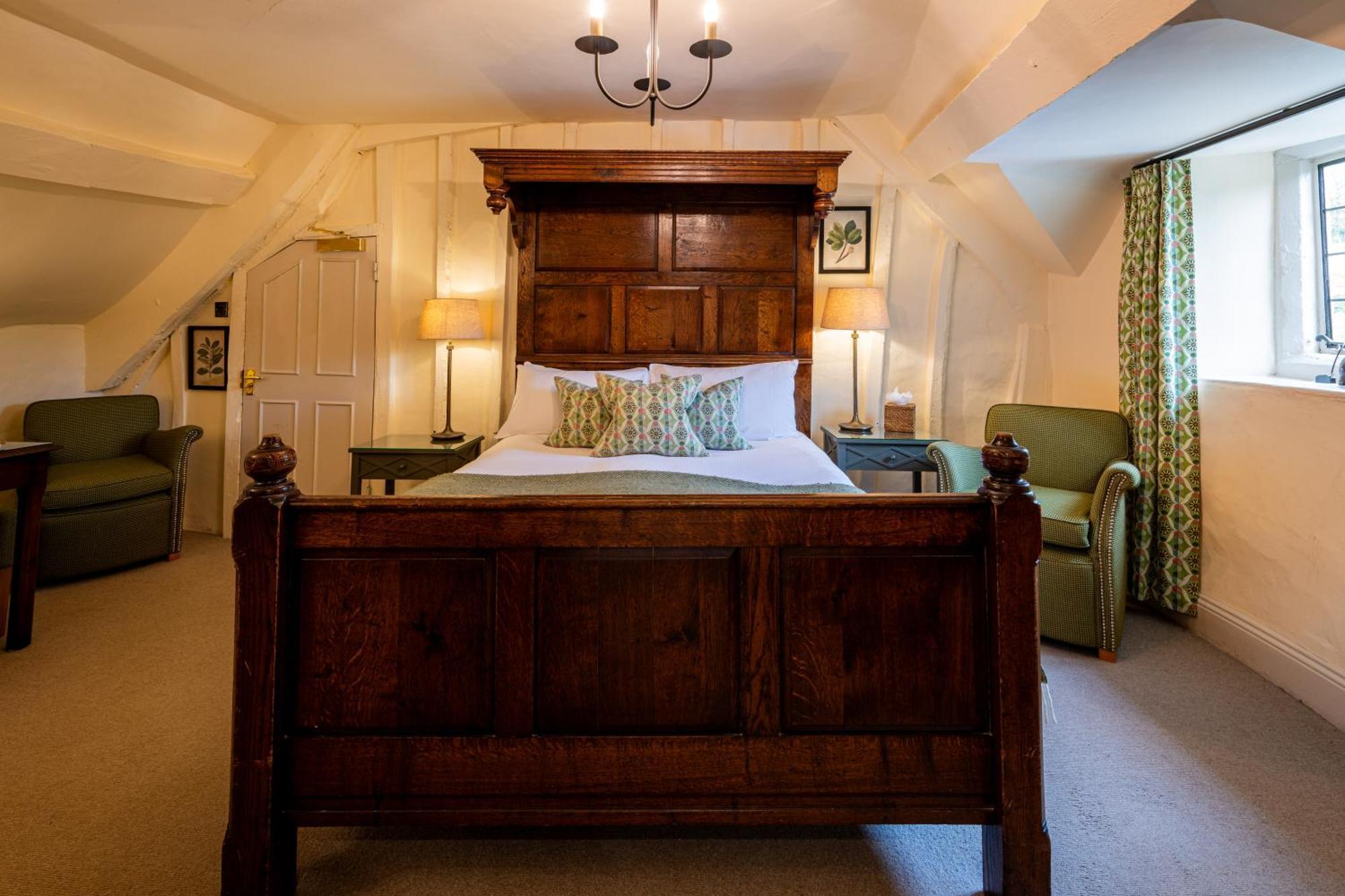 Standard Double Room,1729988353:JPEG
