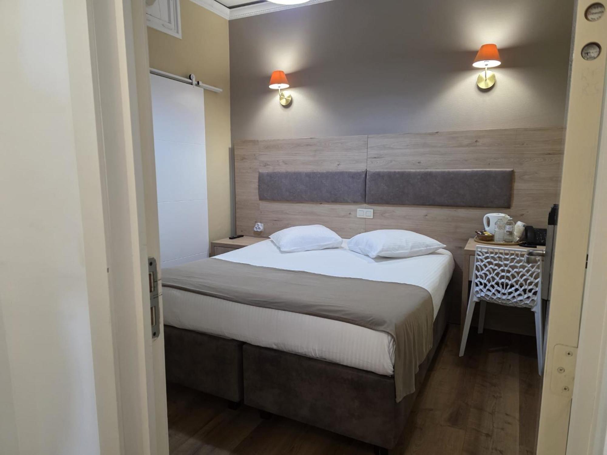 Budget Single Room