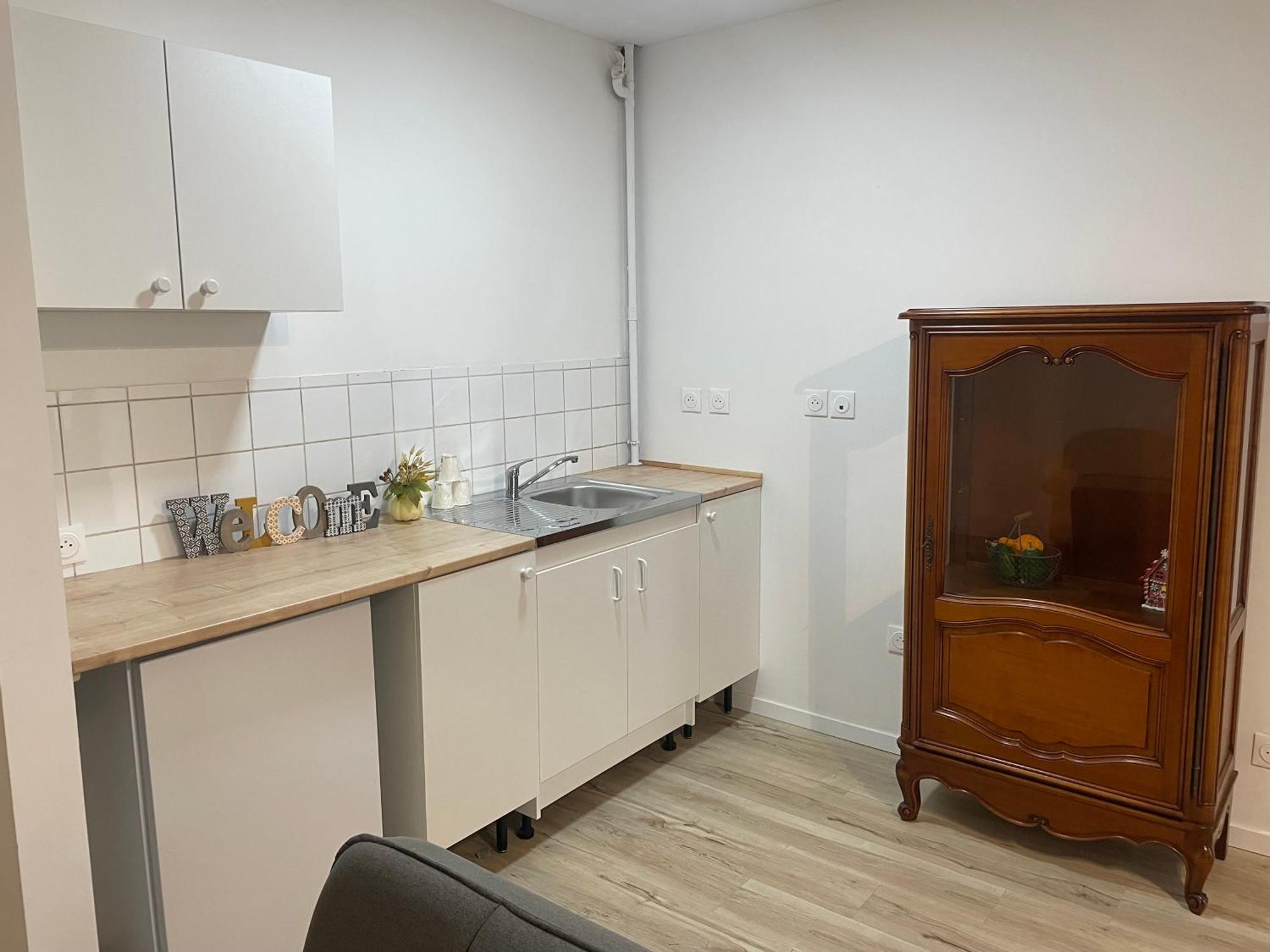 One-Bedroom Apartment