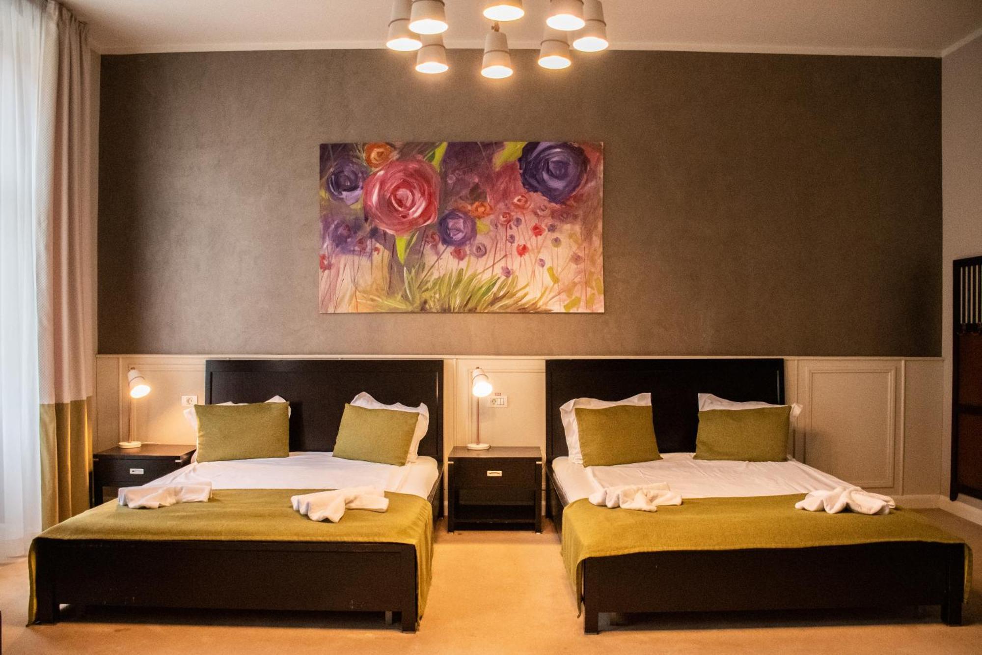 Deluxe Double or Twin Room,1730018061:JPEG