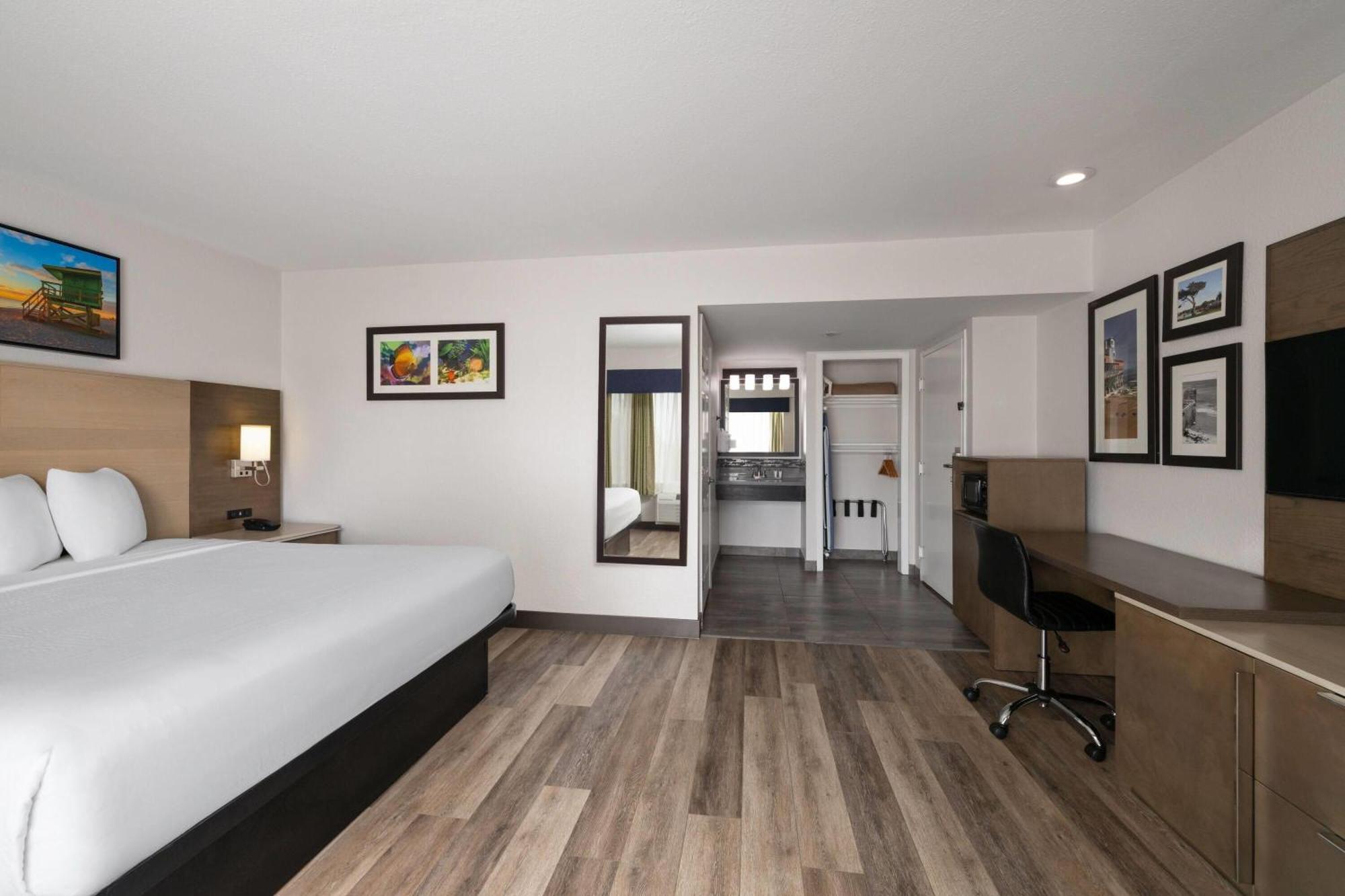 Chambre Lit King-Size pour Personnes à Mobilité Réduite ou Malentendantes - Non-Fumeurs
