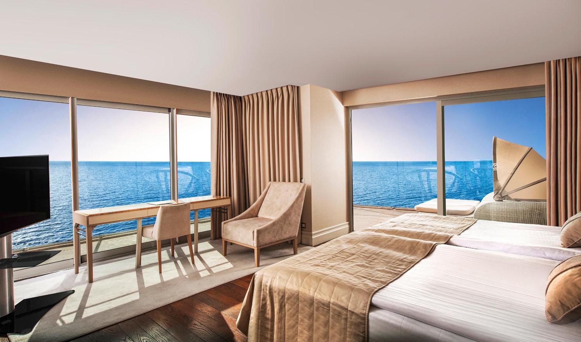 Deluxe Room Sea View