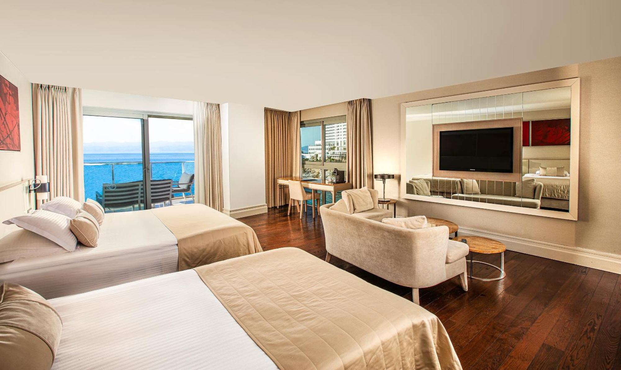 Deluxe Room Sea View