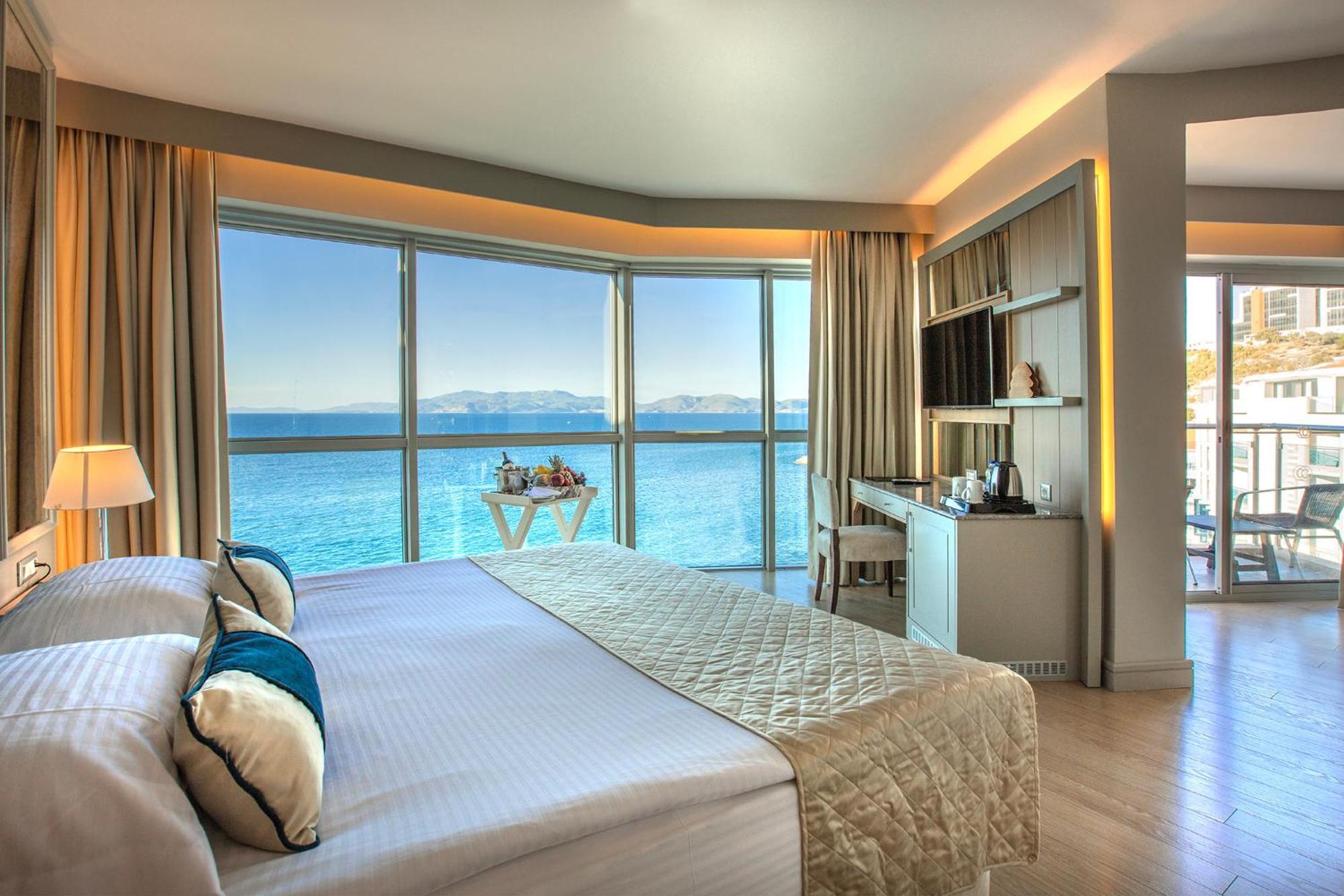 Superior Double or Twin Room Sea View