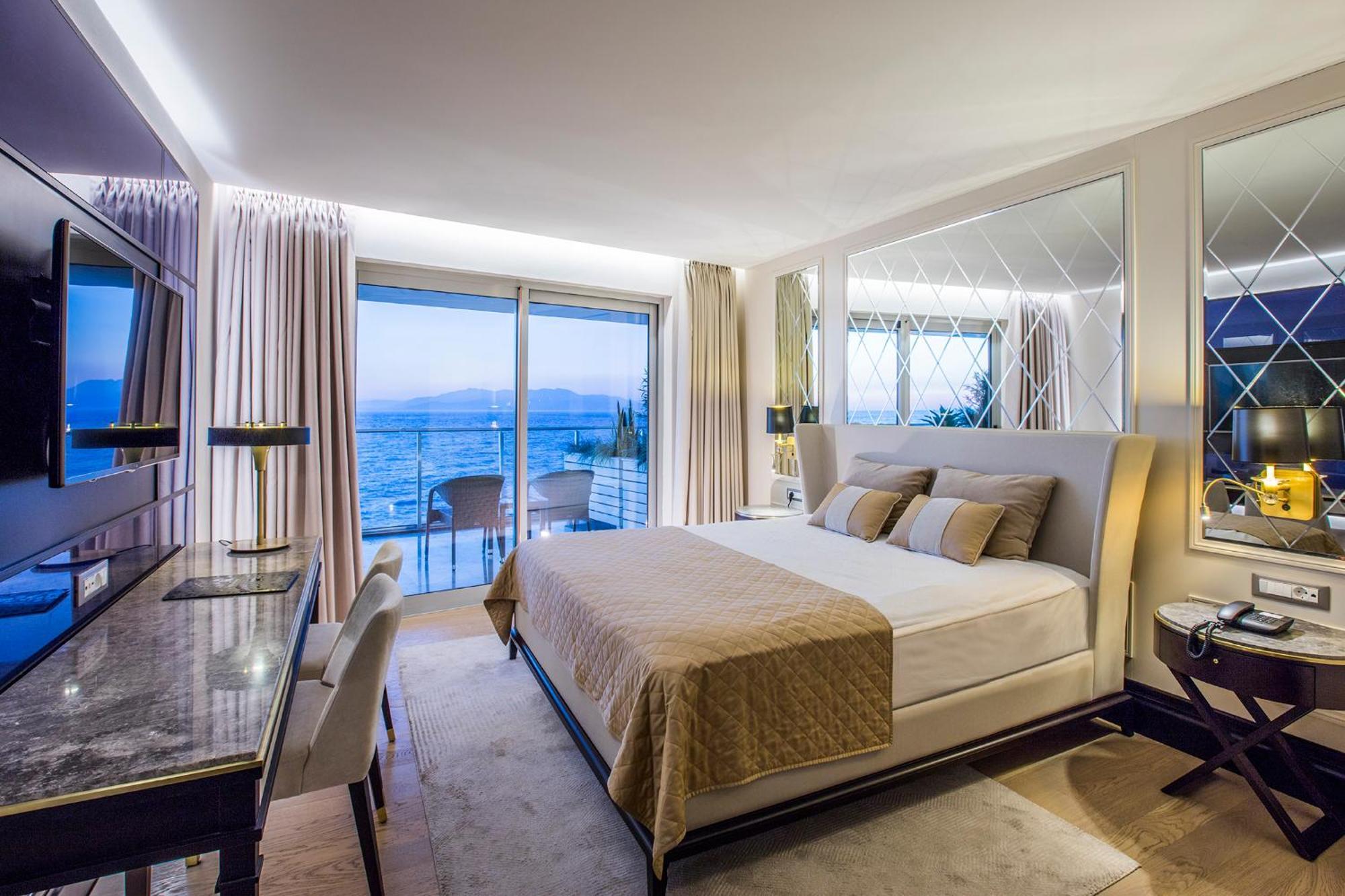 Superior Double or Twin Room Sea View