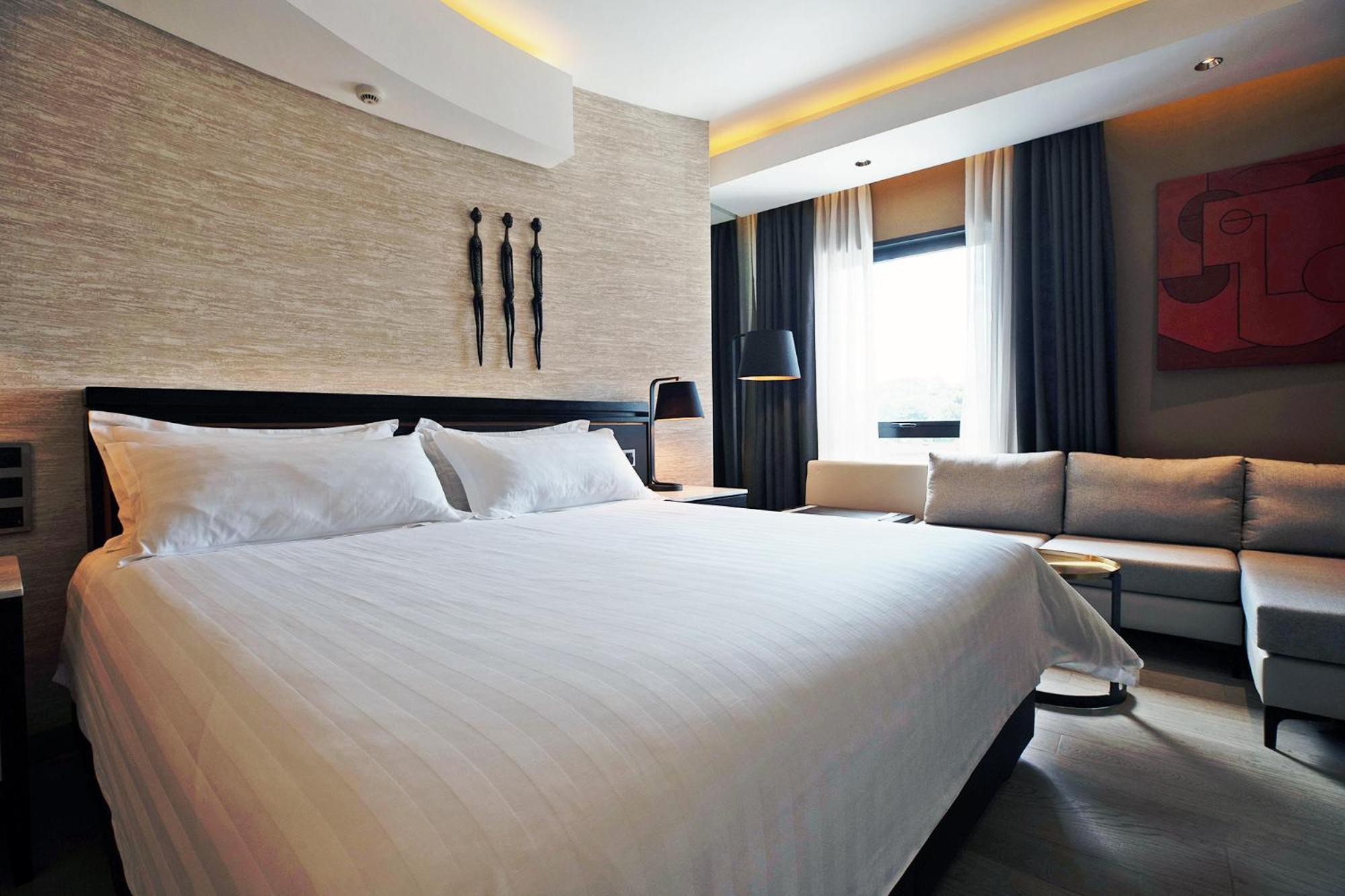 Superior King Room