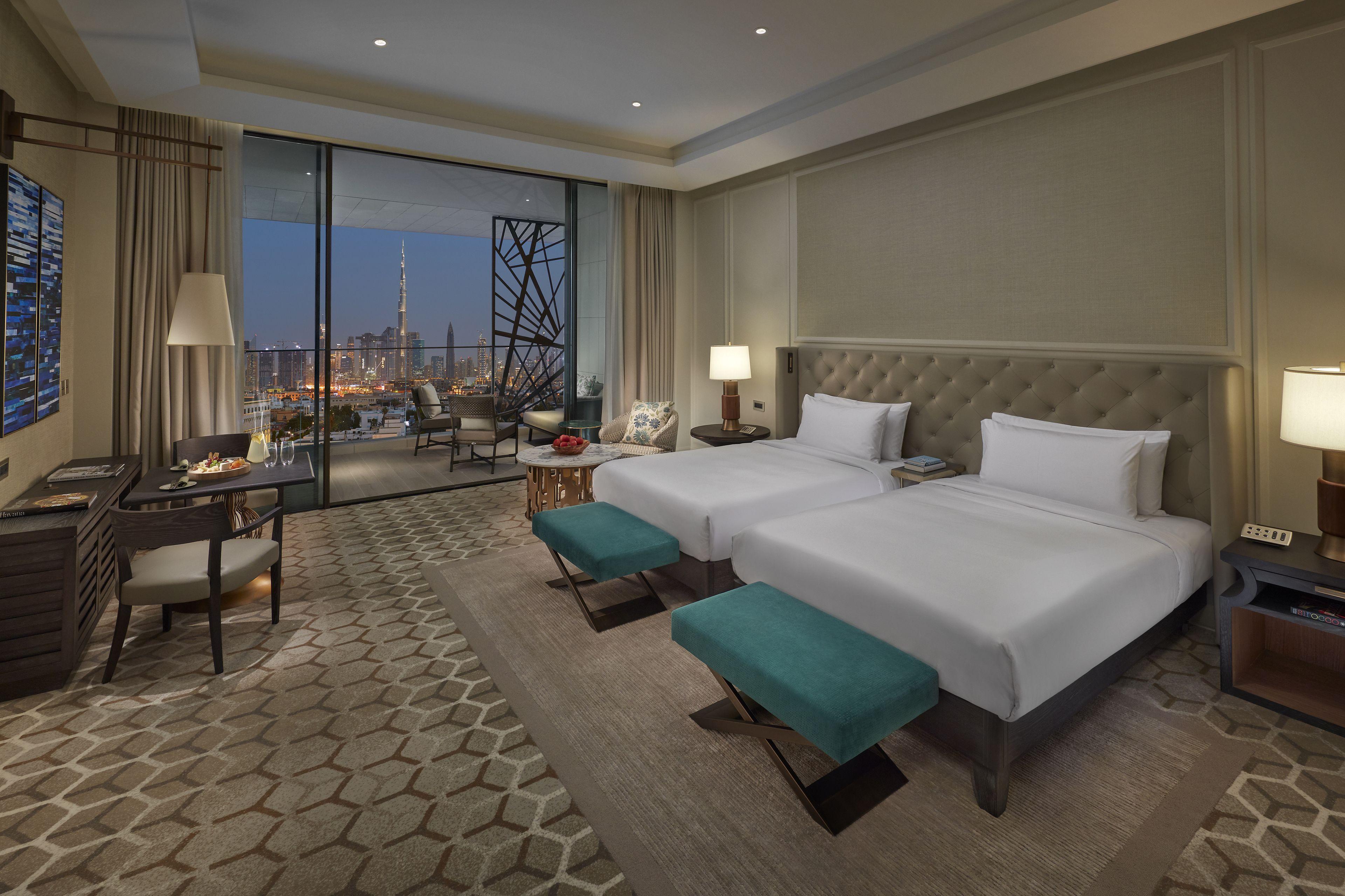 Deluxe Skyline View King Room