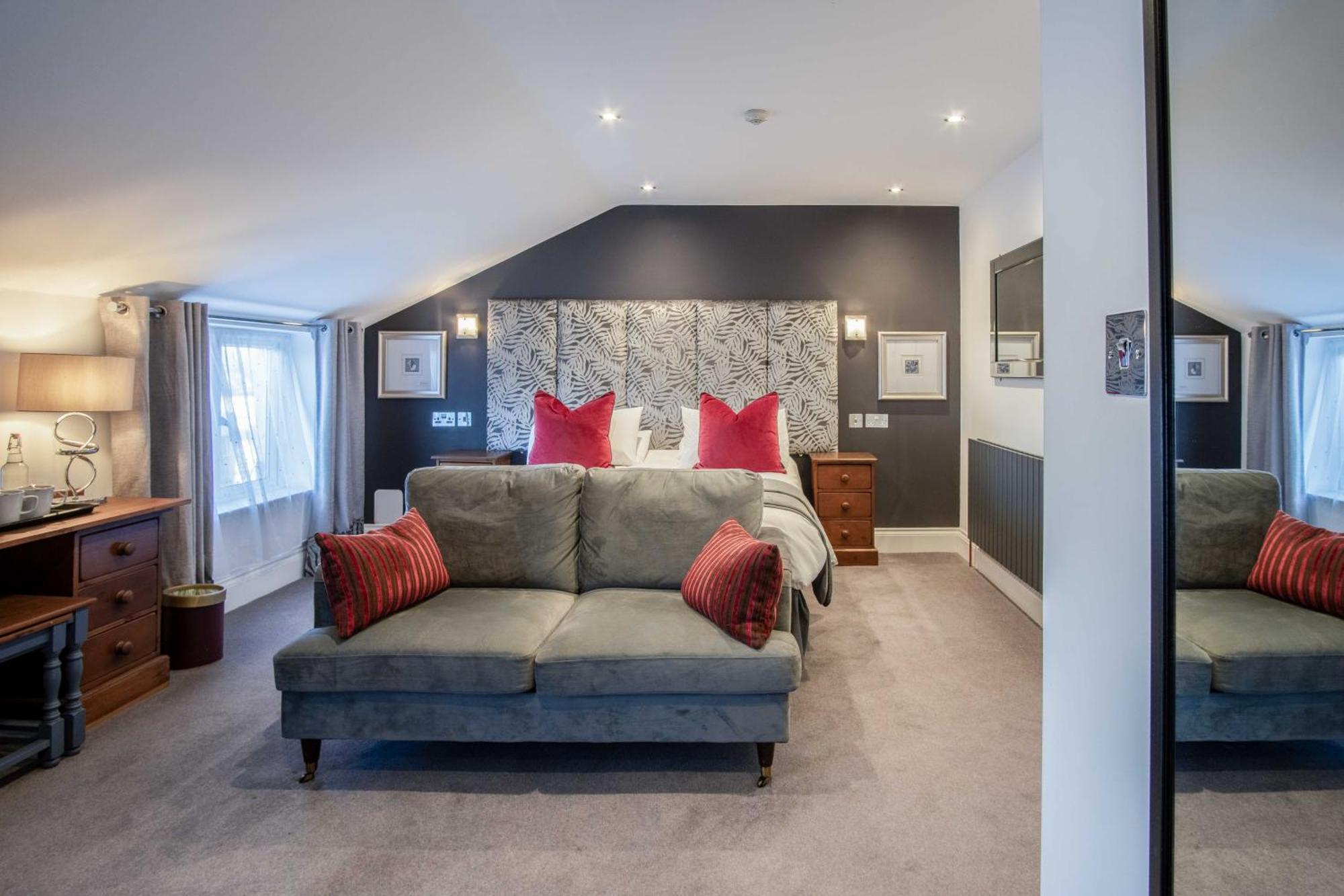 Superior King Room