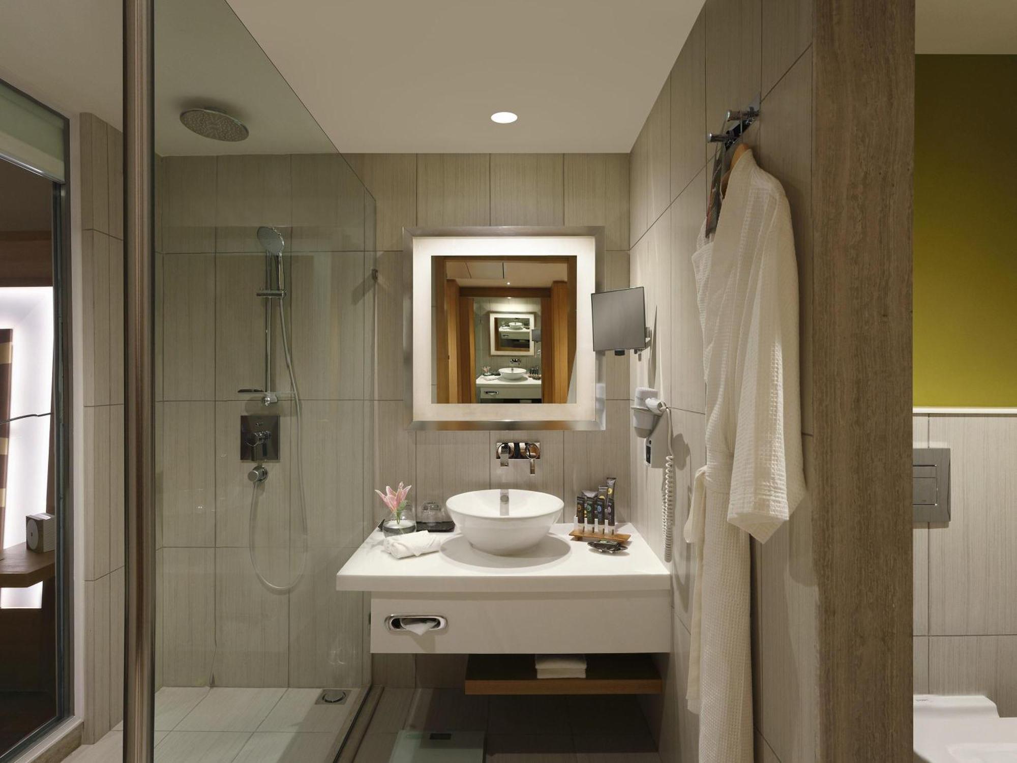 Superior Room - Twin Beds,1006584955:JPEG
