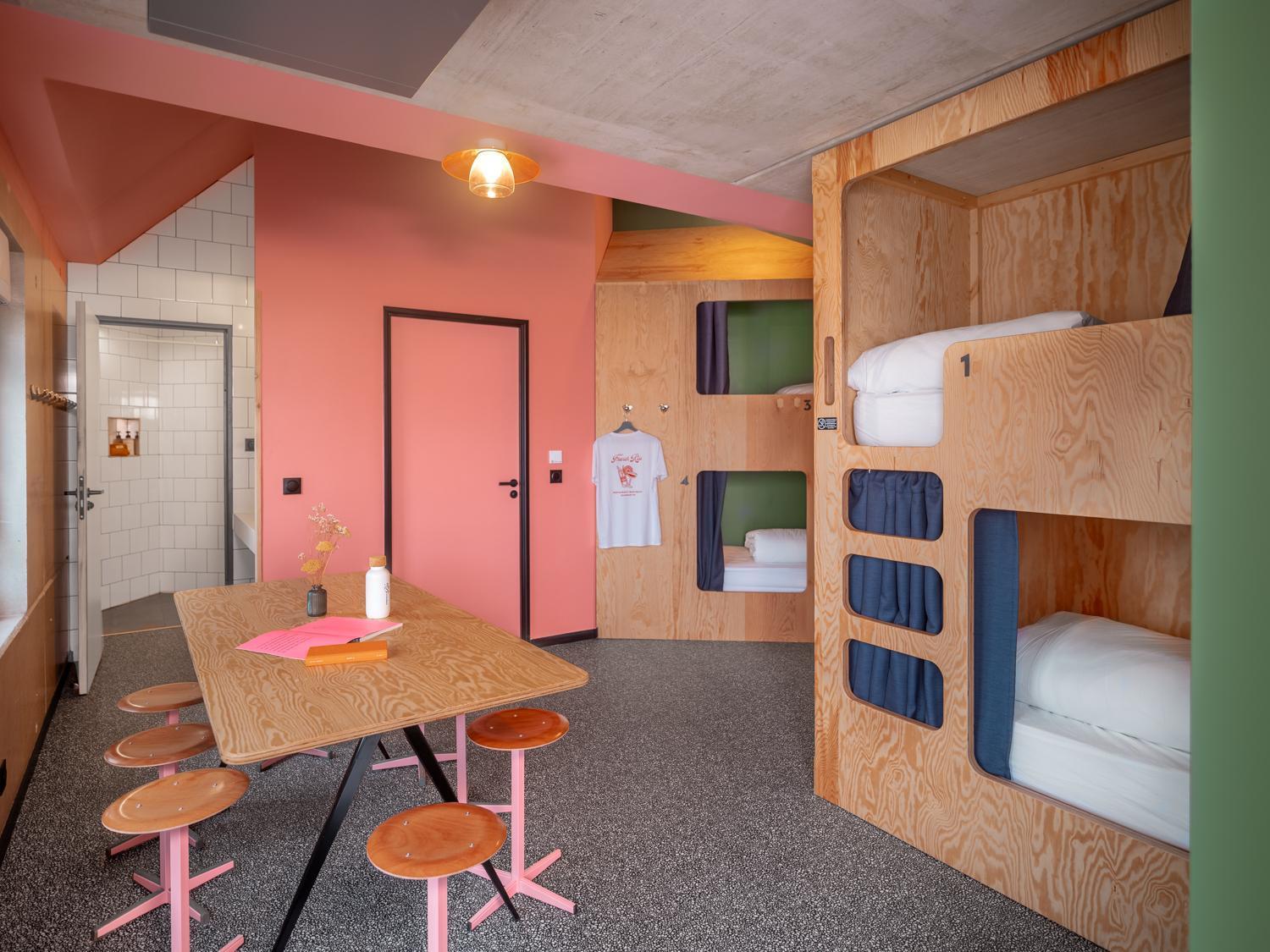 Eklo bed dormitory men only