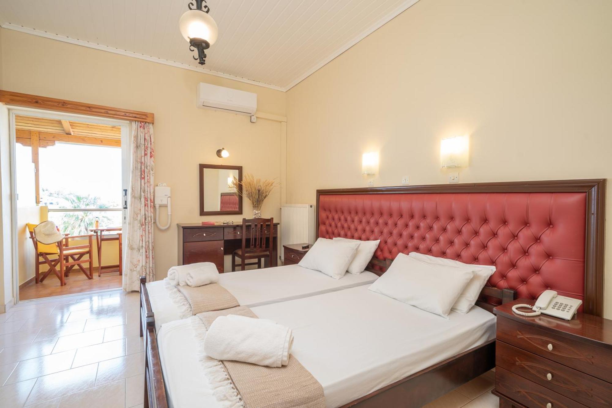One-Bedroom Apartment Sea View