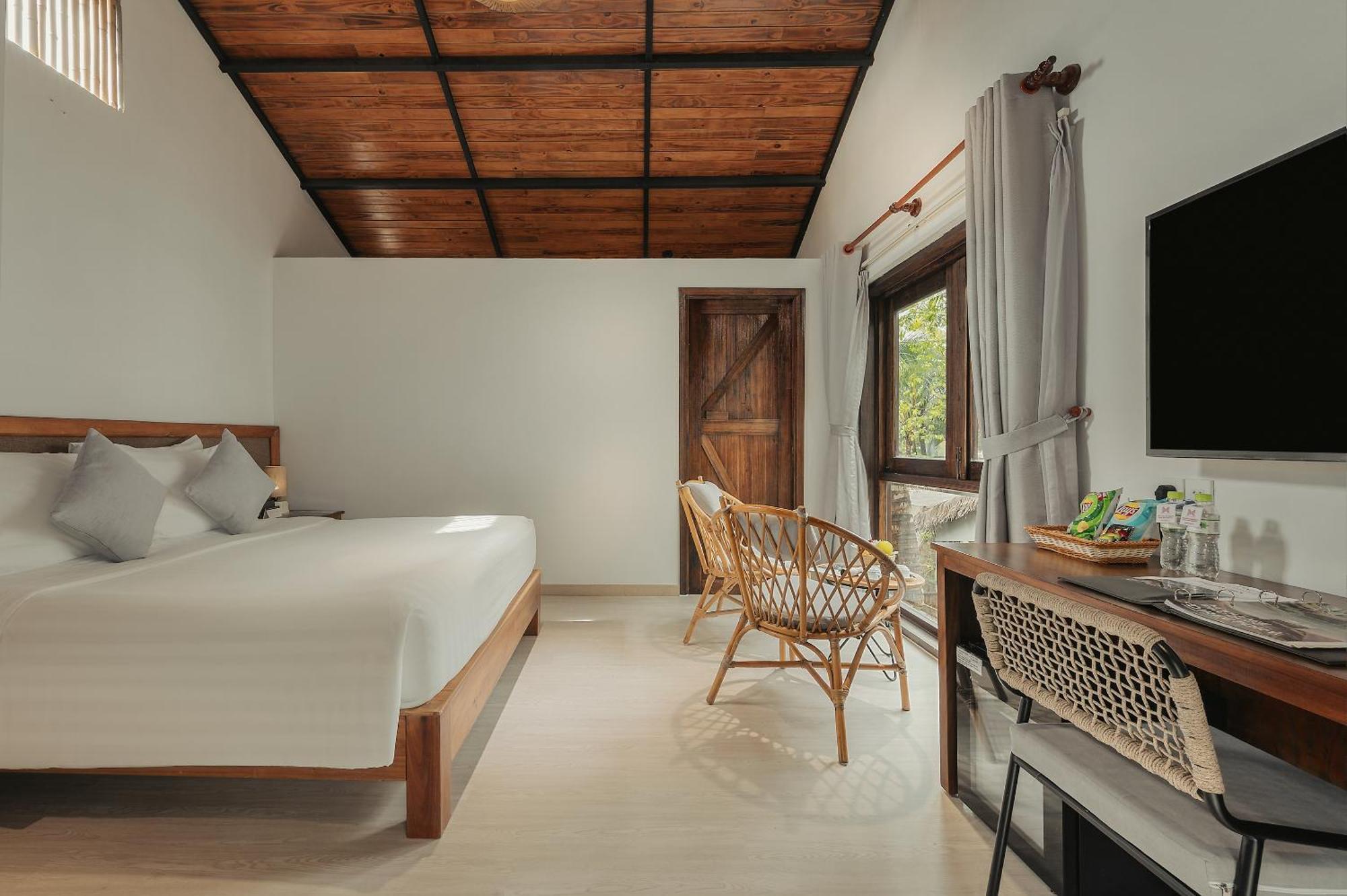 Cozy Double room Tropical Village