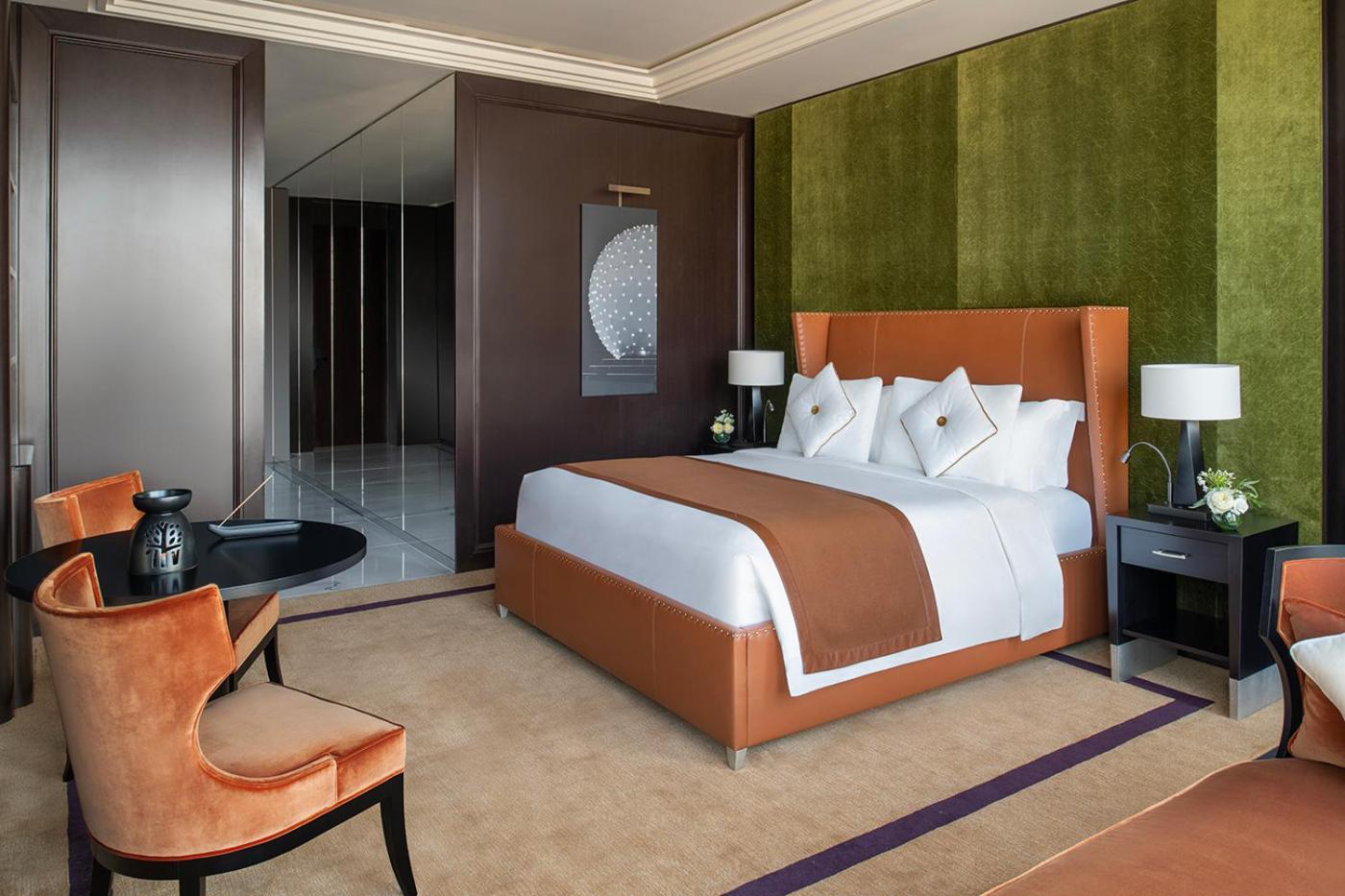 Urban Retreat - King with Daily access to Doha Quest for 2 adults