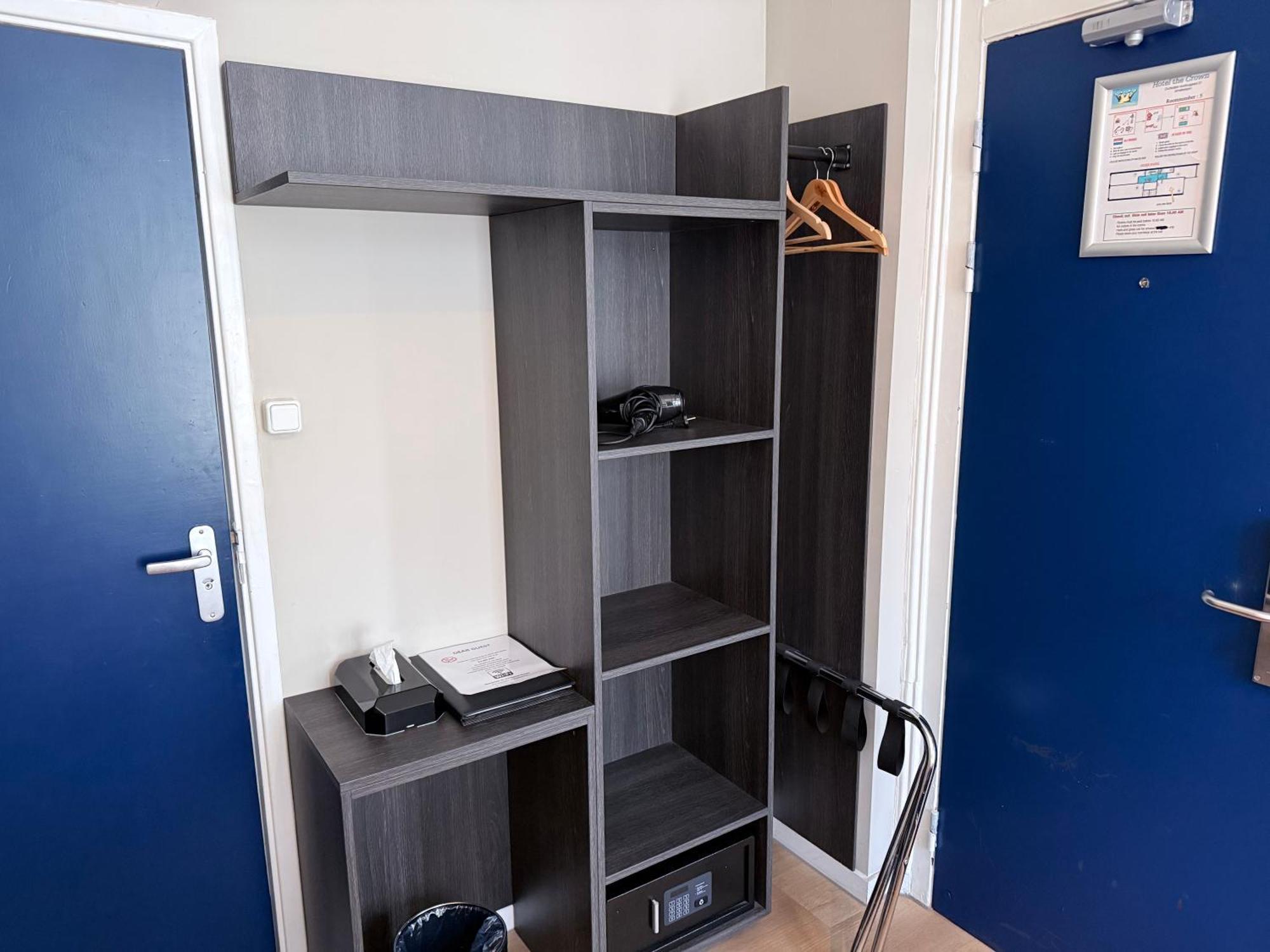 Twin Room Private Bathroom