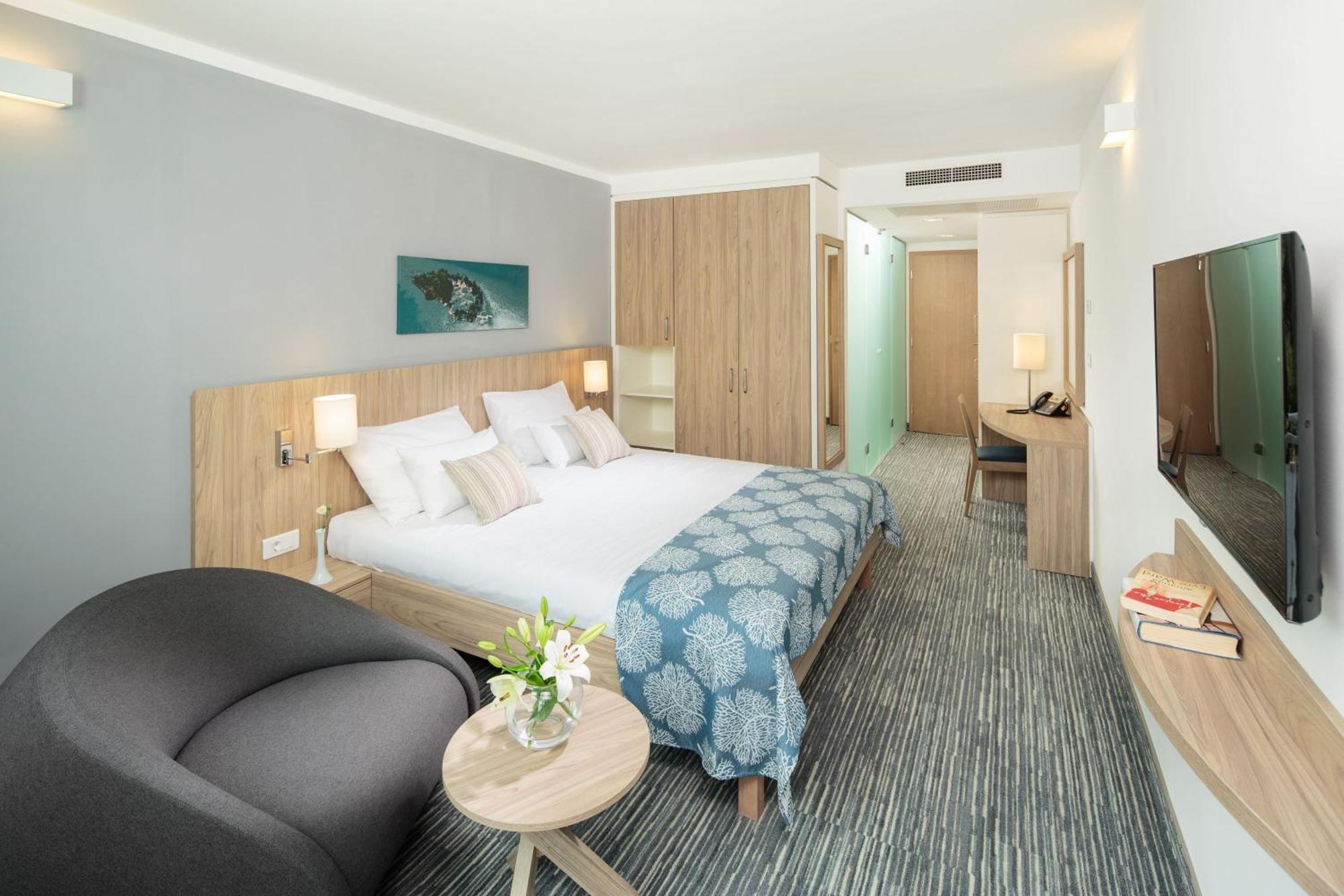 Room 21 Hotel