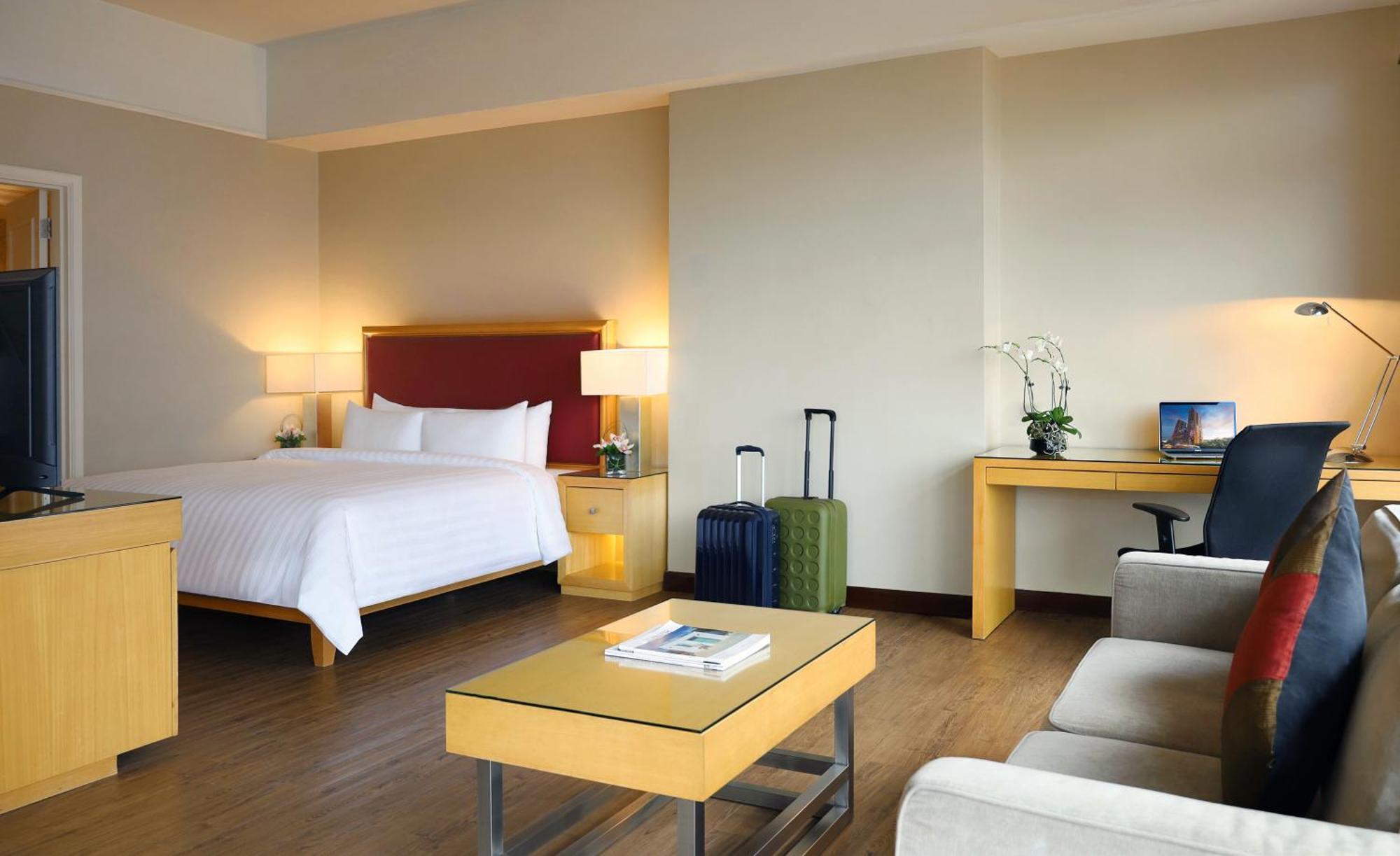Premier Room