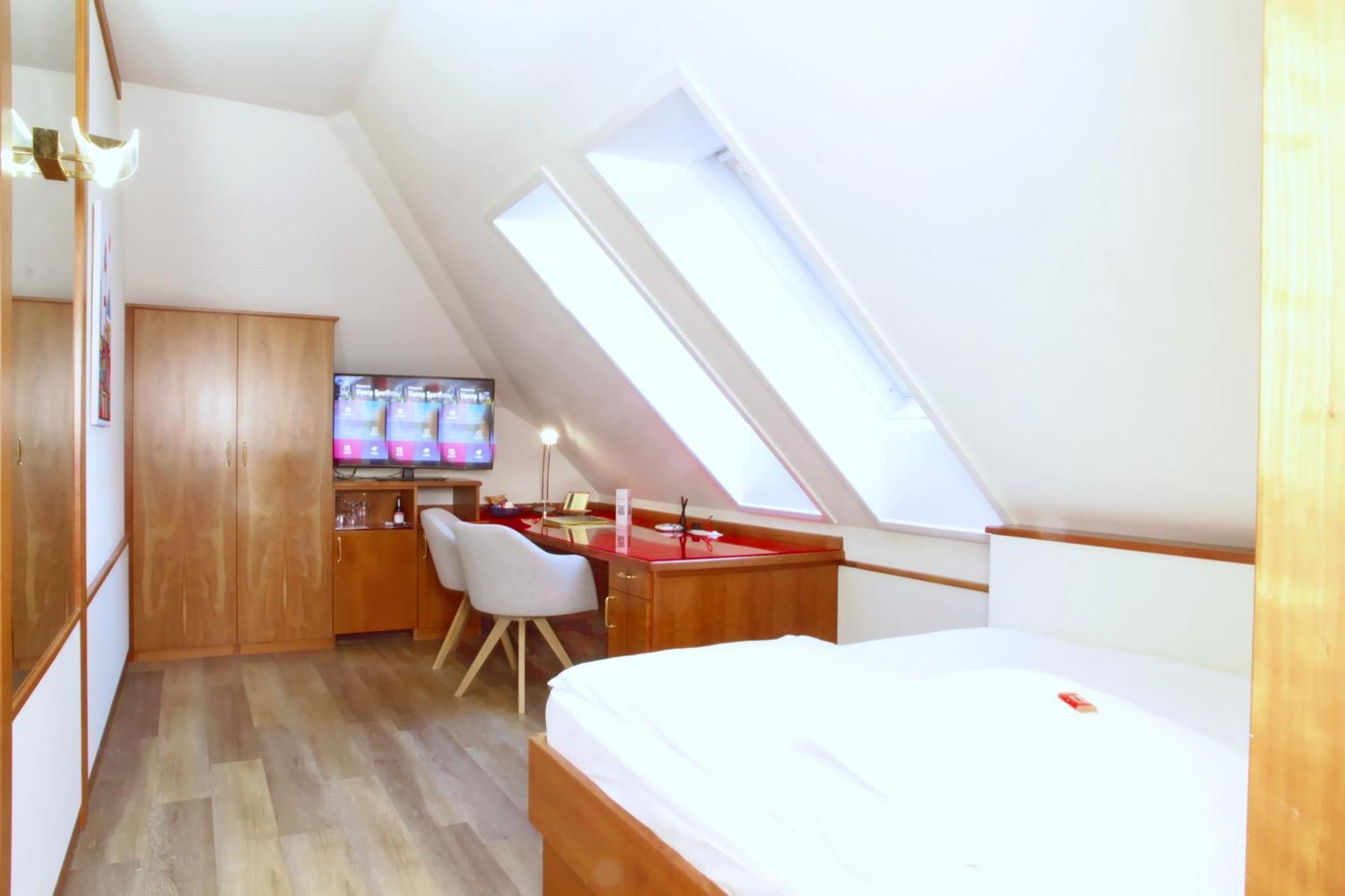 Comfort Single Room