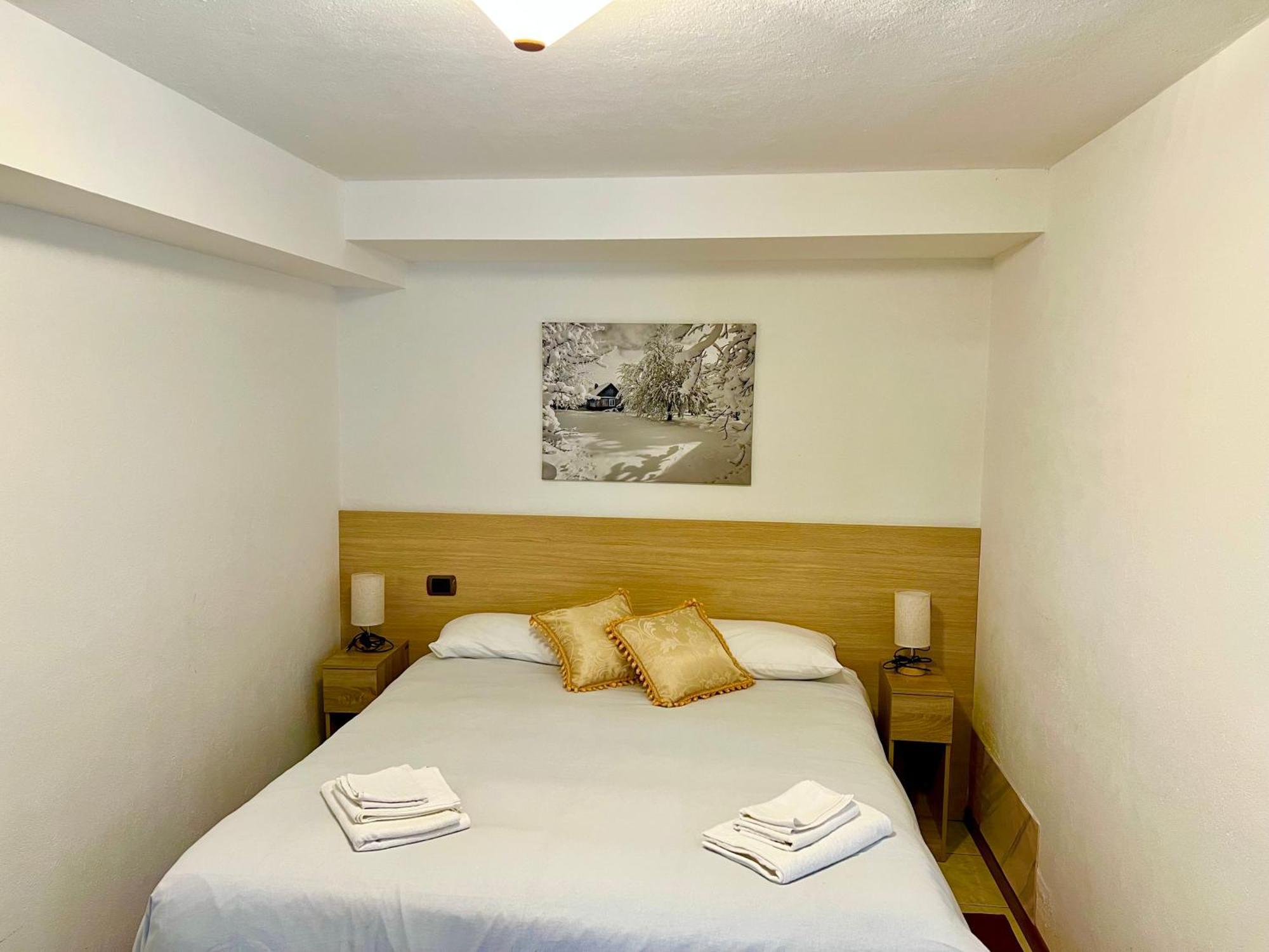 Double Room Mountain View