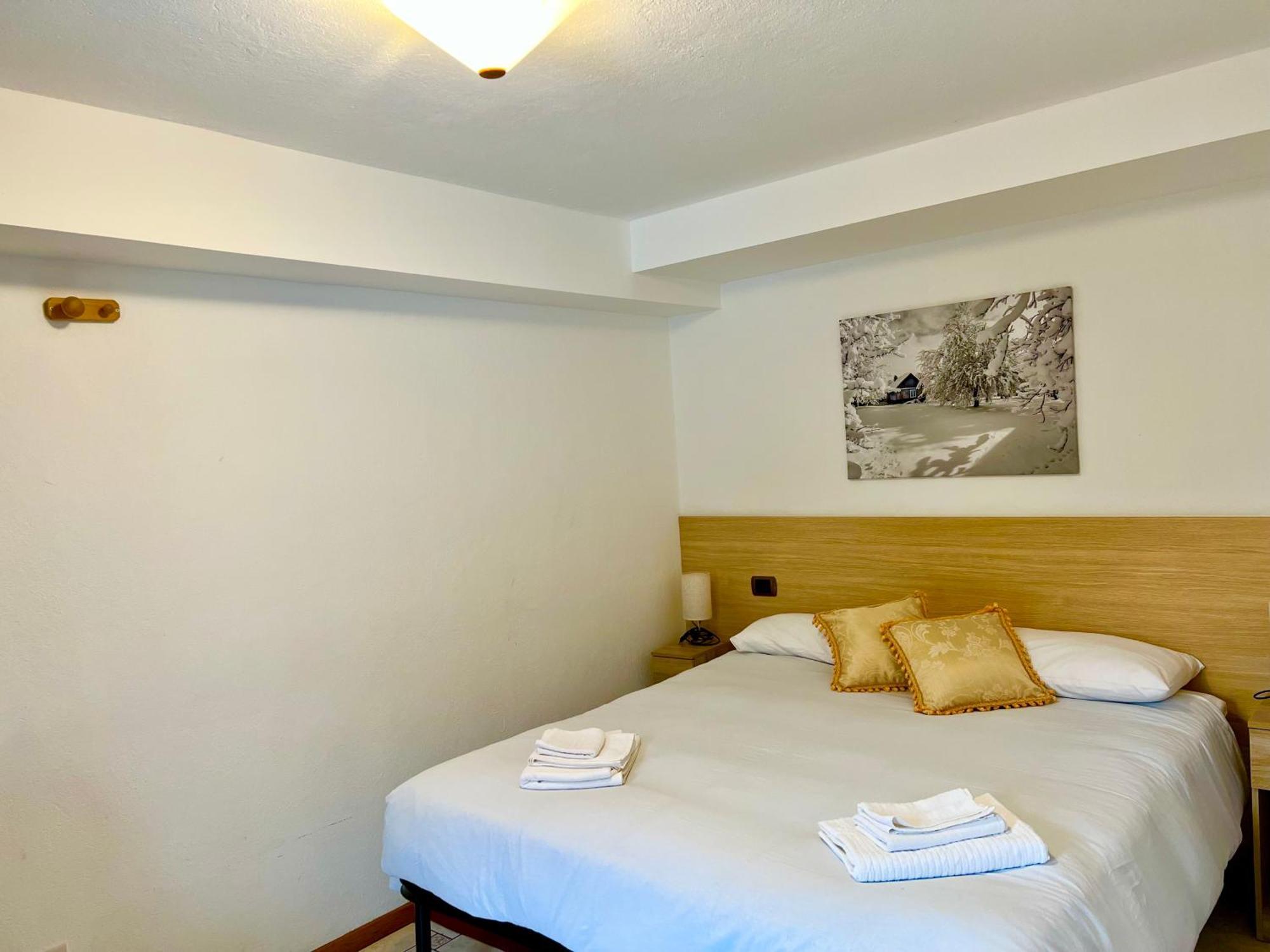 Double Room Mountain View