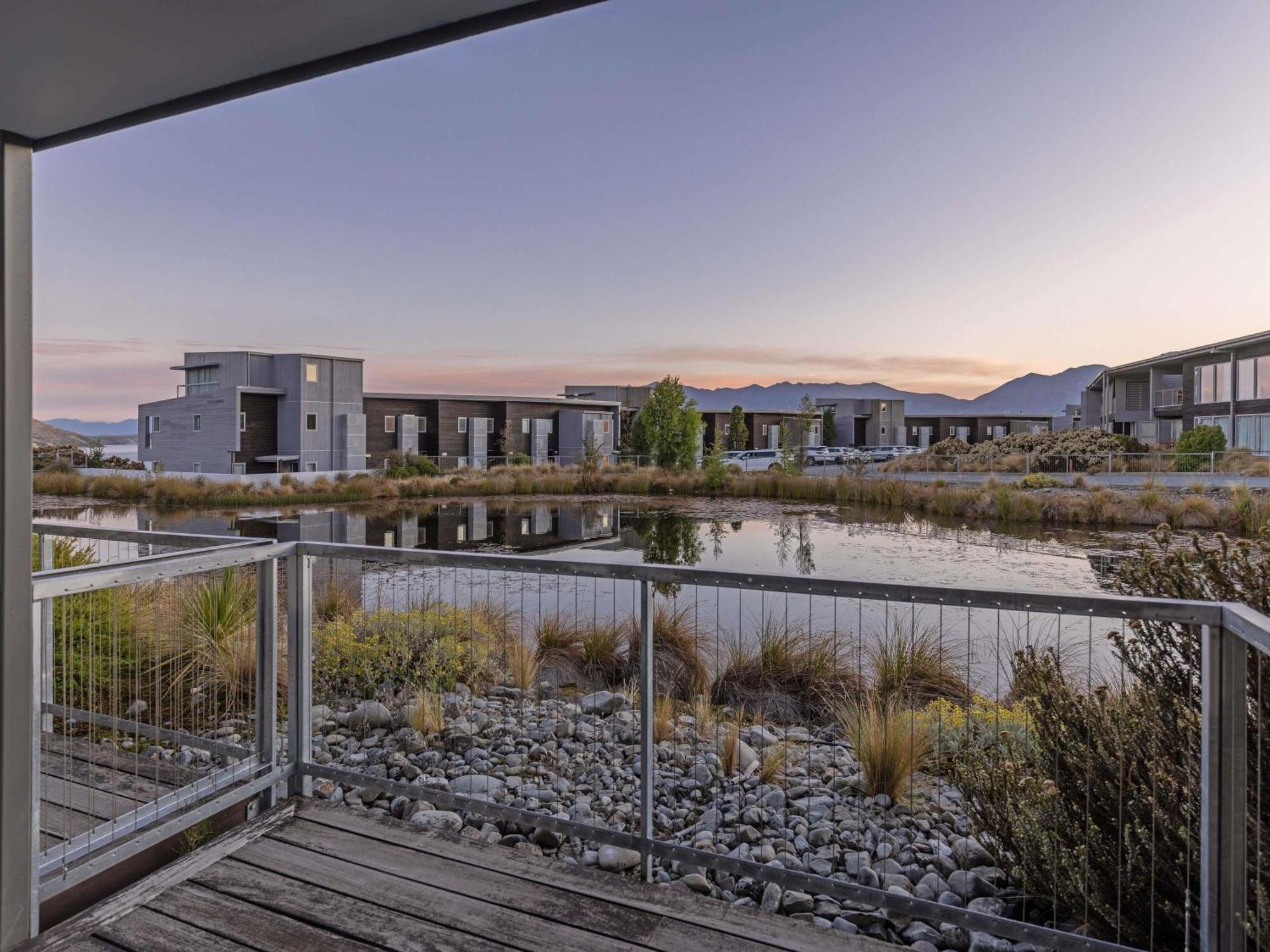 One-bedroom mountain view villa