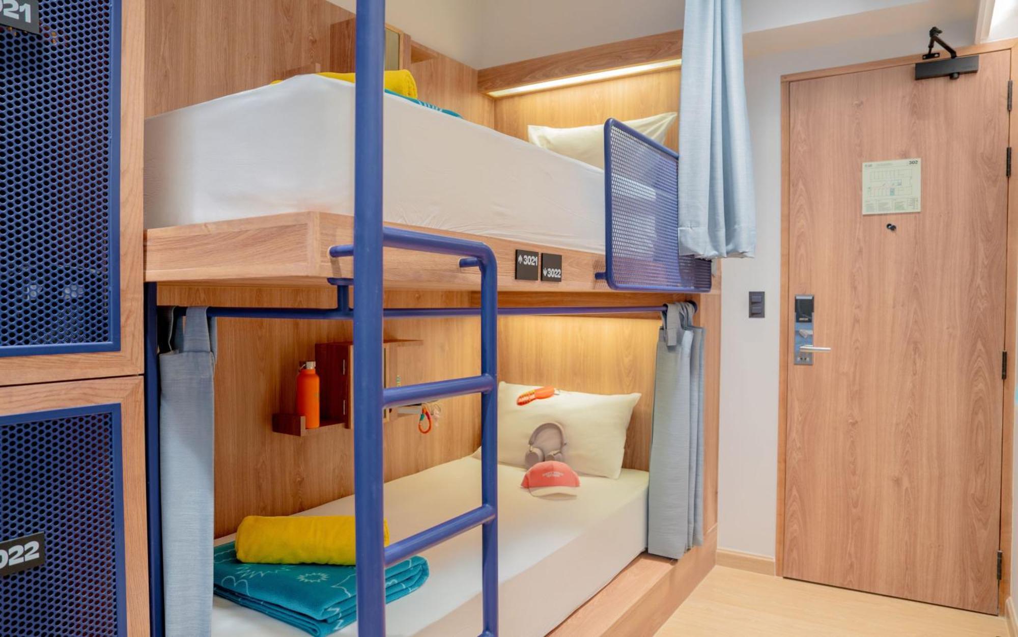Bed 4-Bed Mixed Dormitory Room