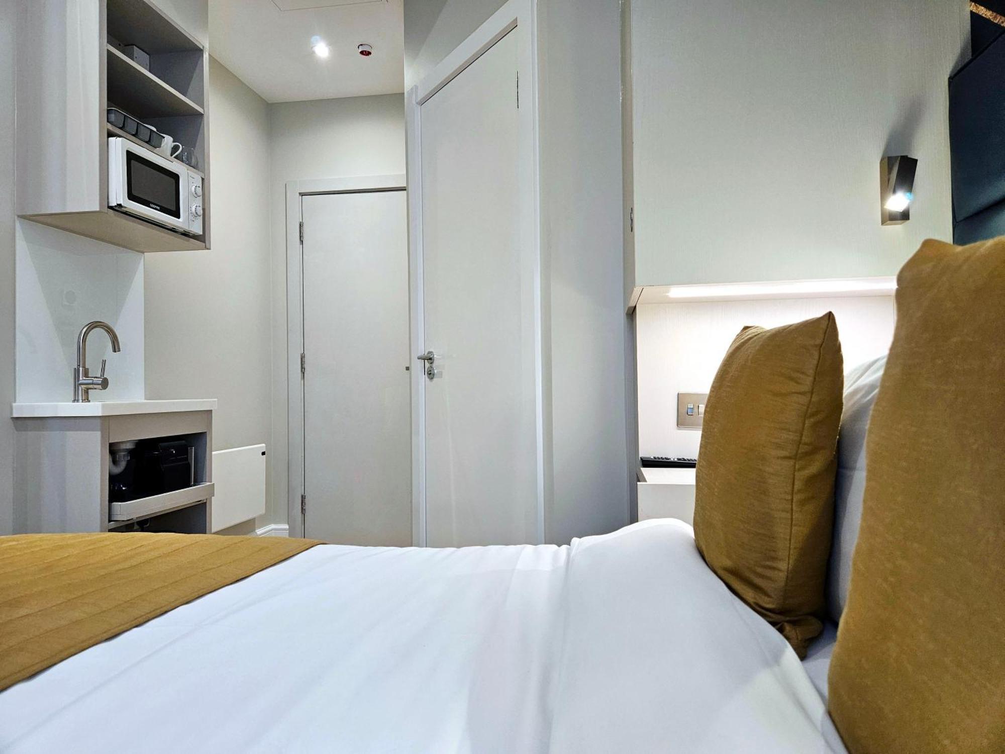 Quarto Duplo