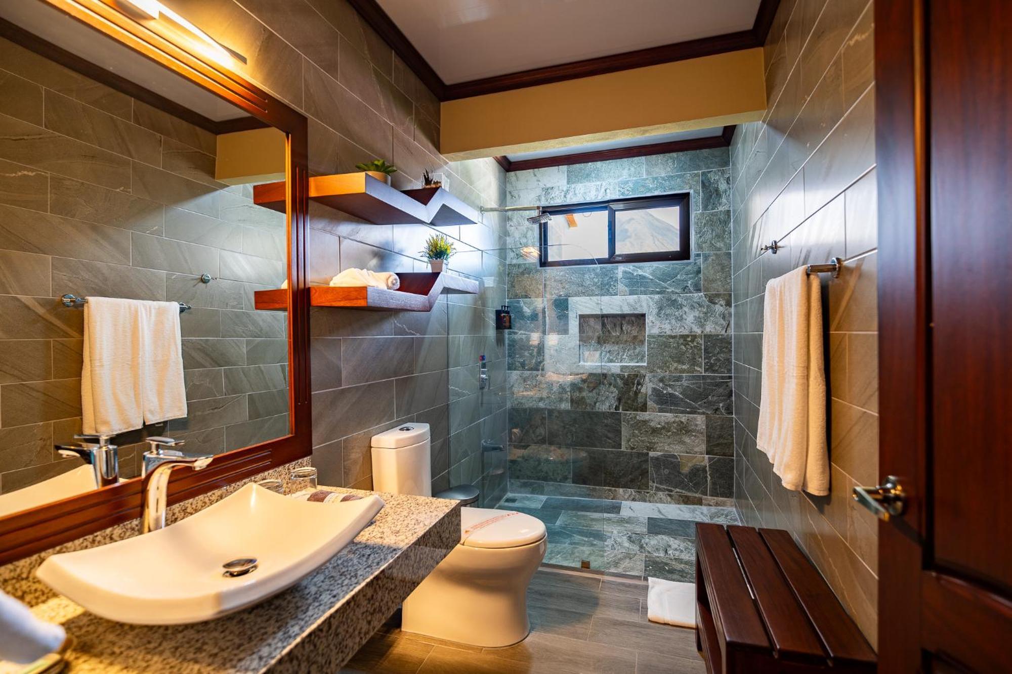 Superior King Suite