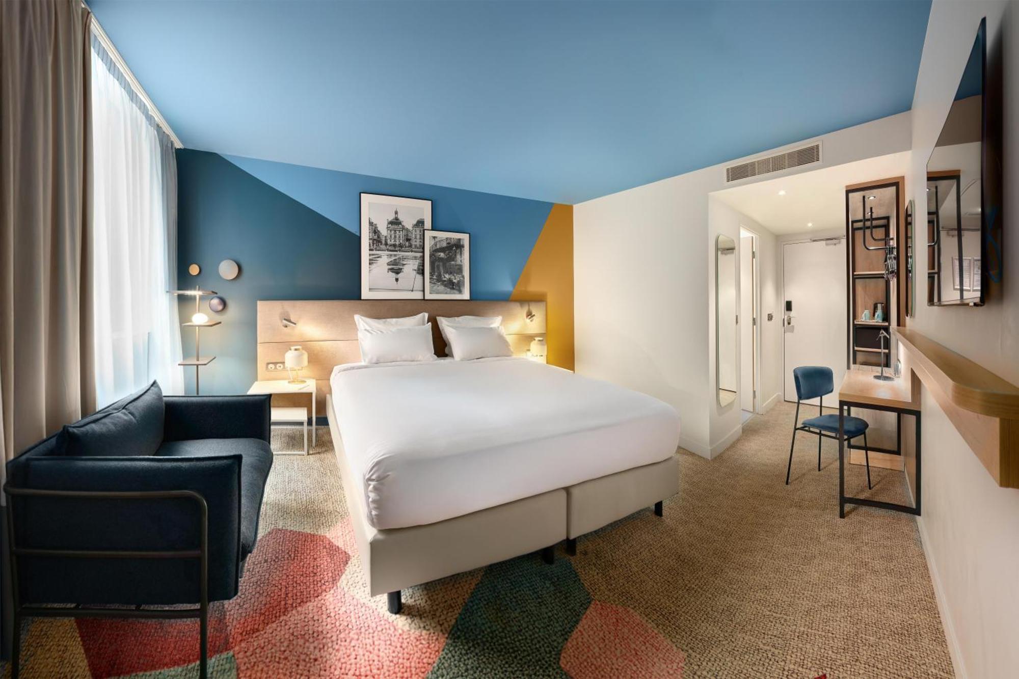 Standard Room,1765990746:JPEG