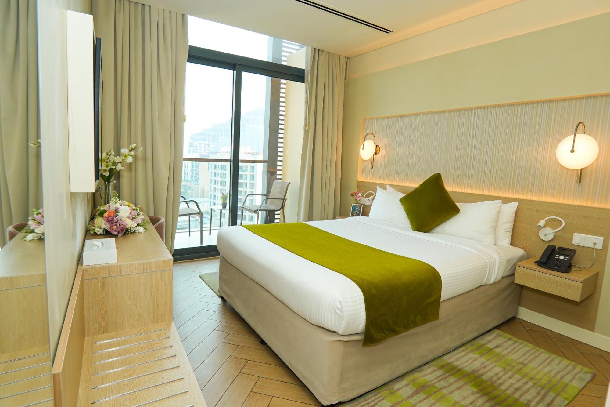 Standard Room without Balcony Main Road